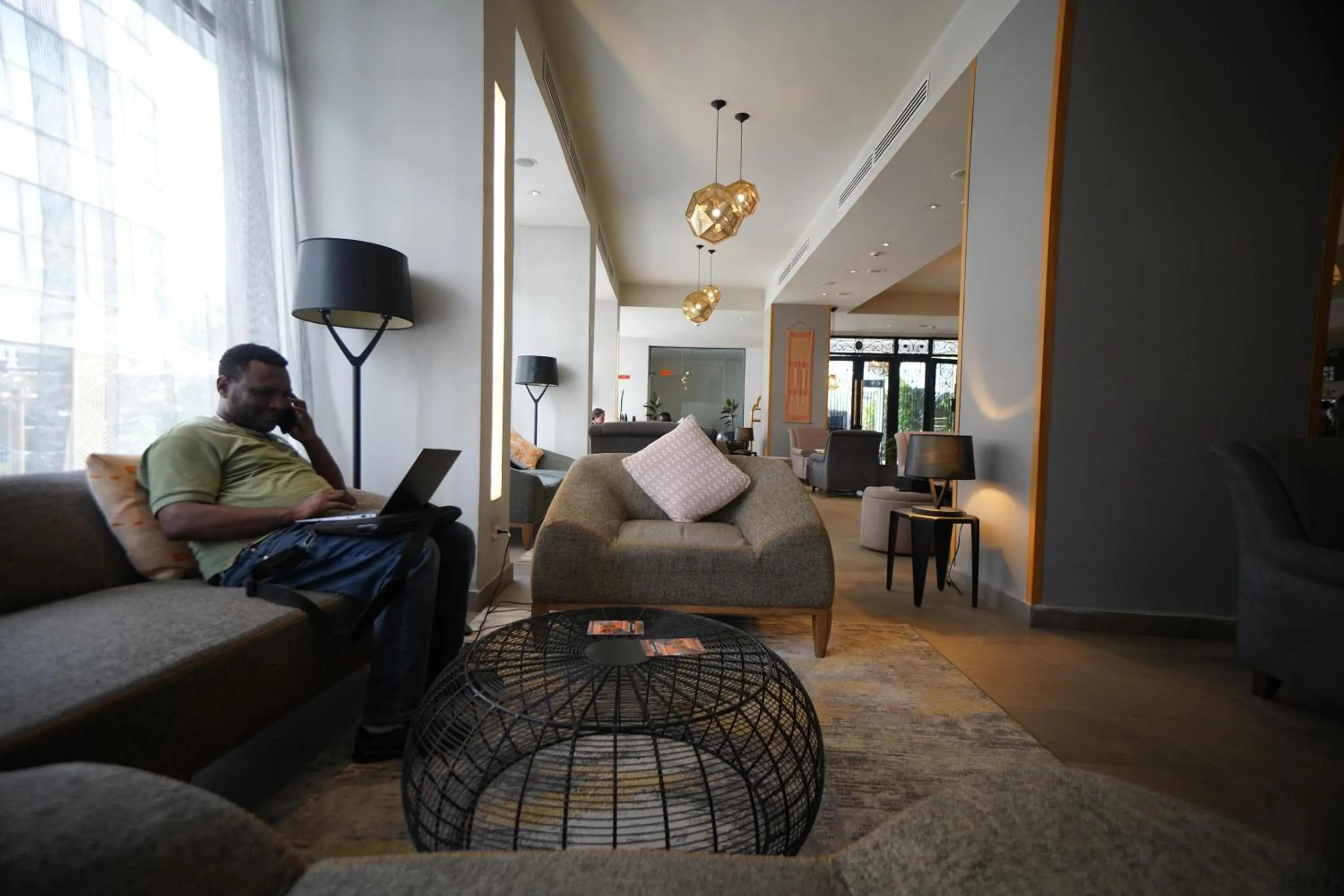 Business facilities in Mado Hotel