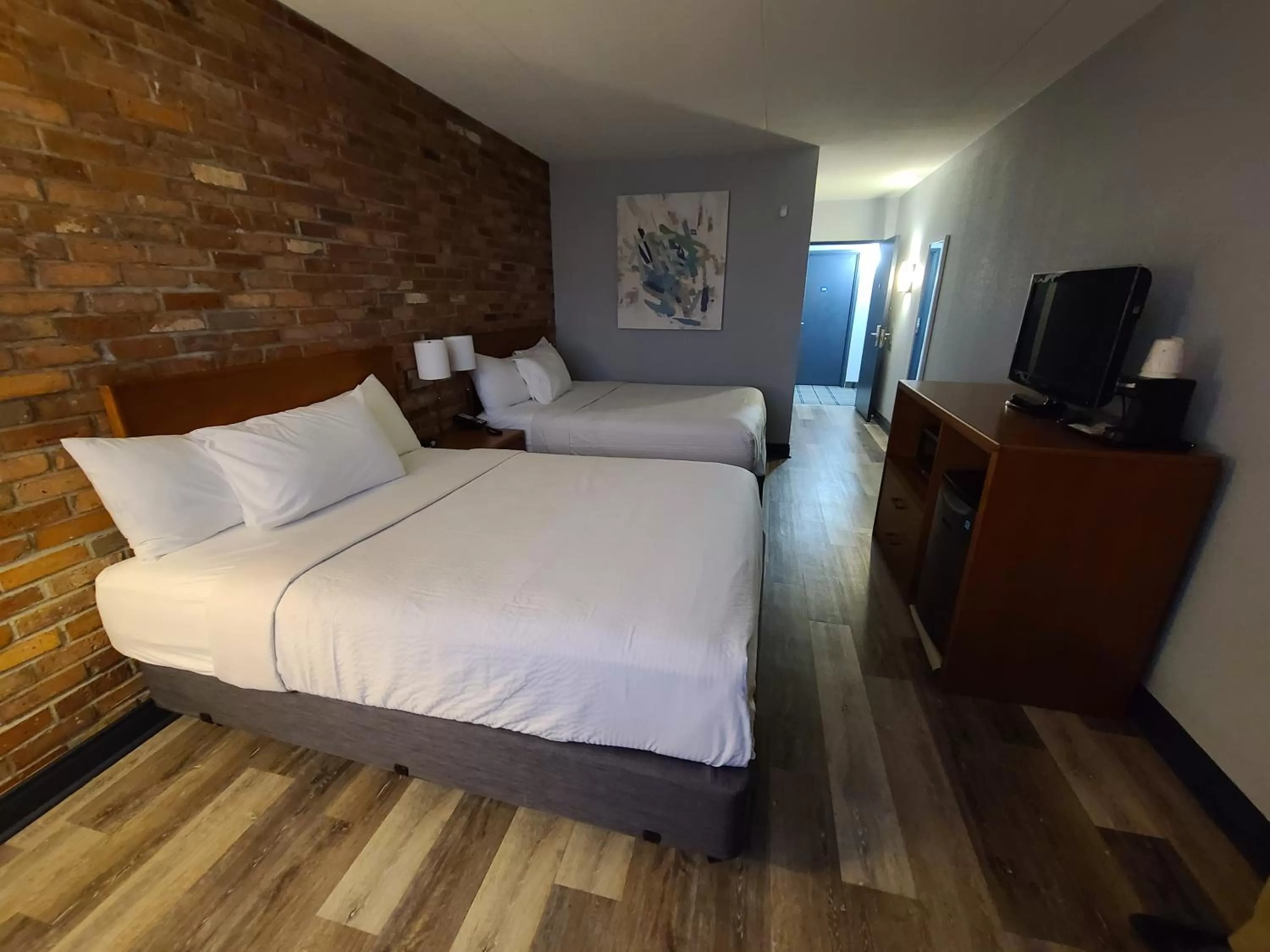 Bed in Travelodge by Wyndham Barrie