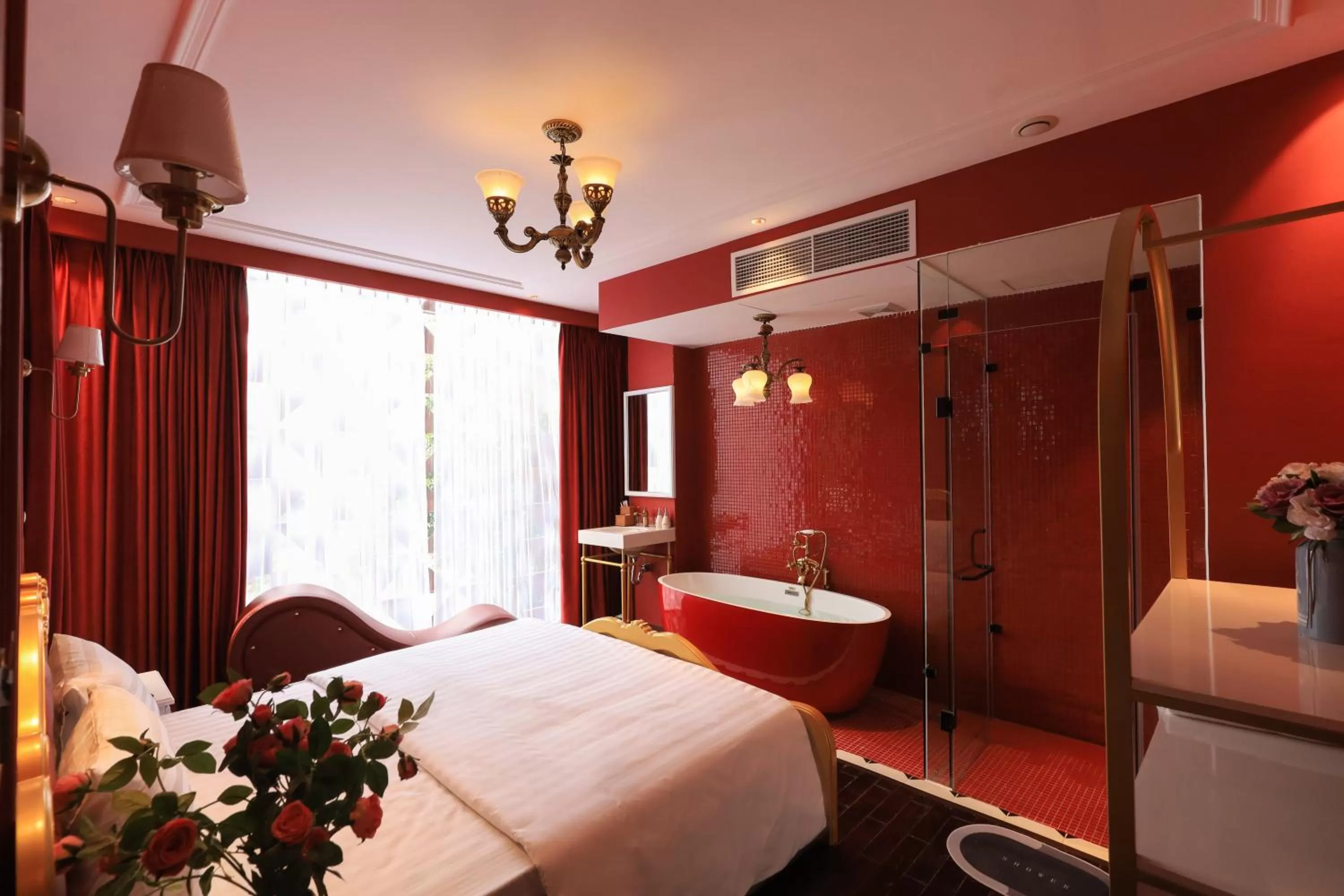 Deluxe Double Room with Bath in Secret Garden Hotel