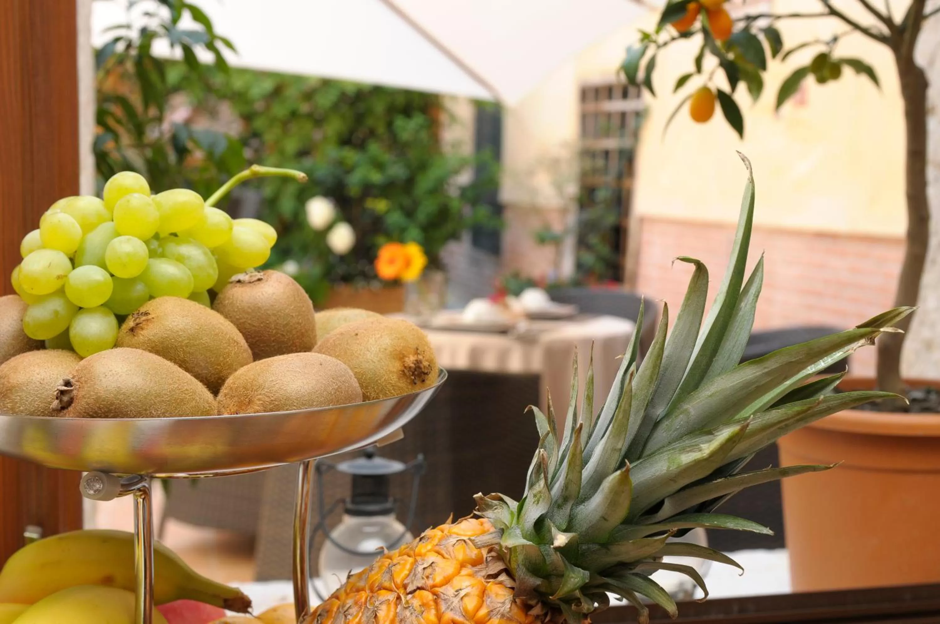 Decorative detail in Hotel Le Isole