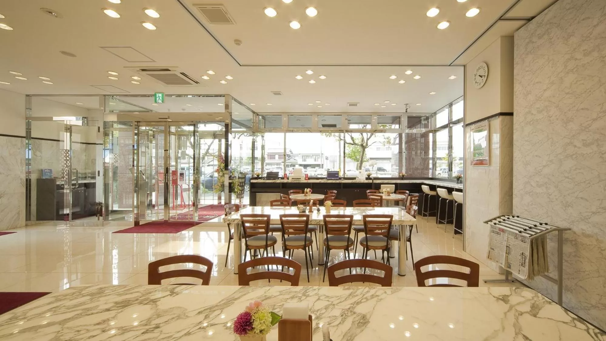 Lounge or bar in Toyoko Inn Kakegawa eki Shinkansen Minami guchi