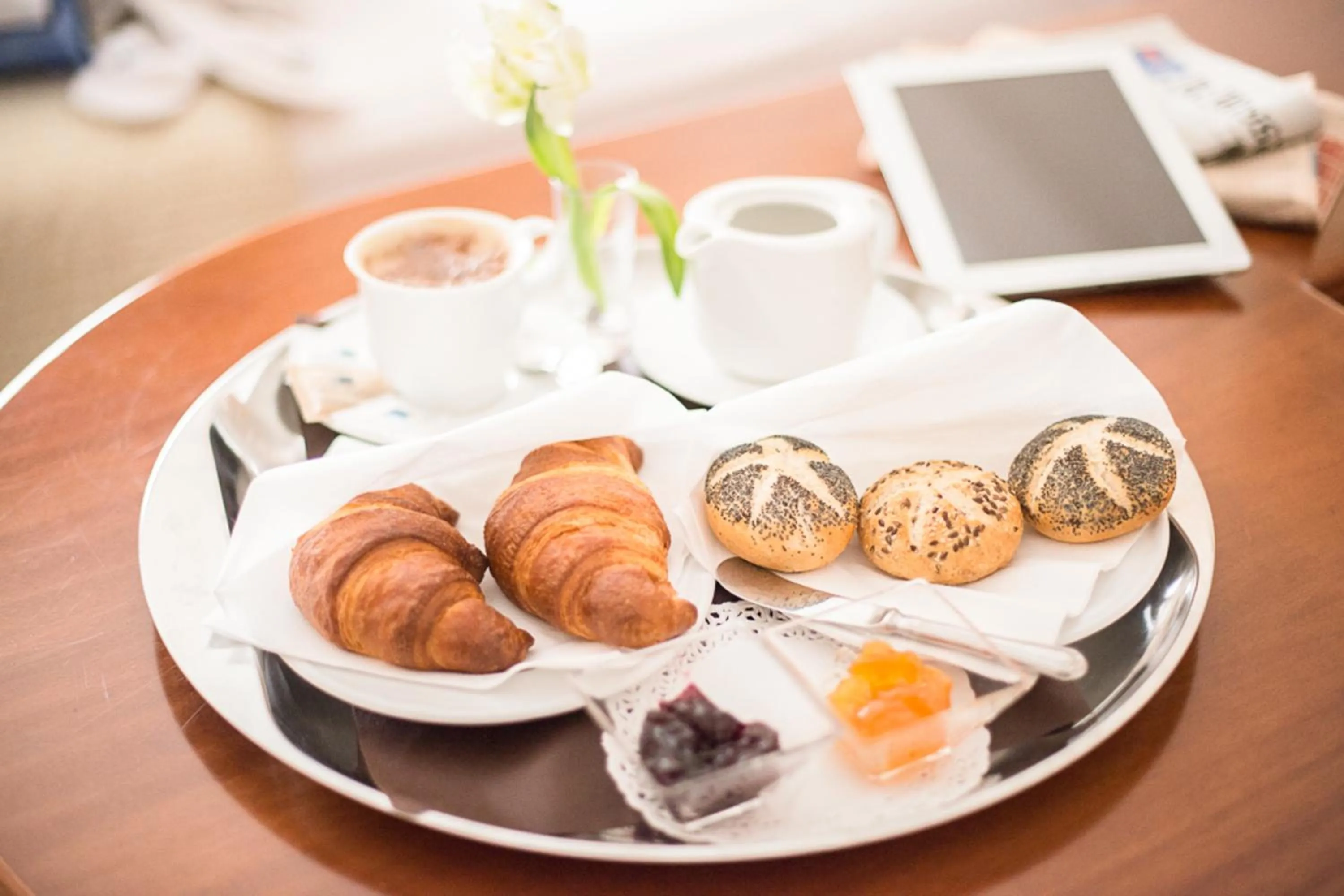 Buffet breakfast in Hotel Fontana Olente