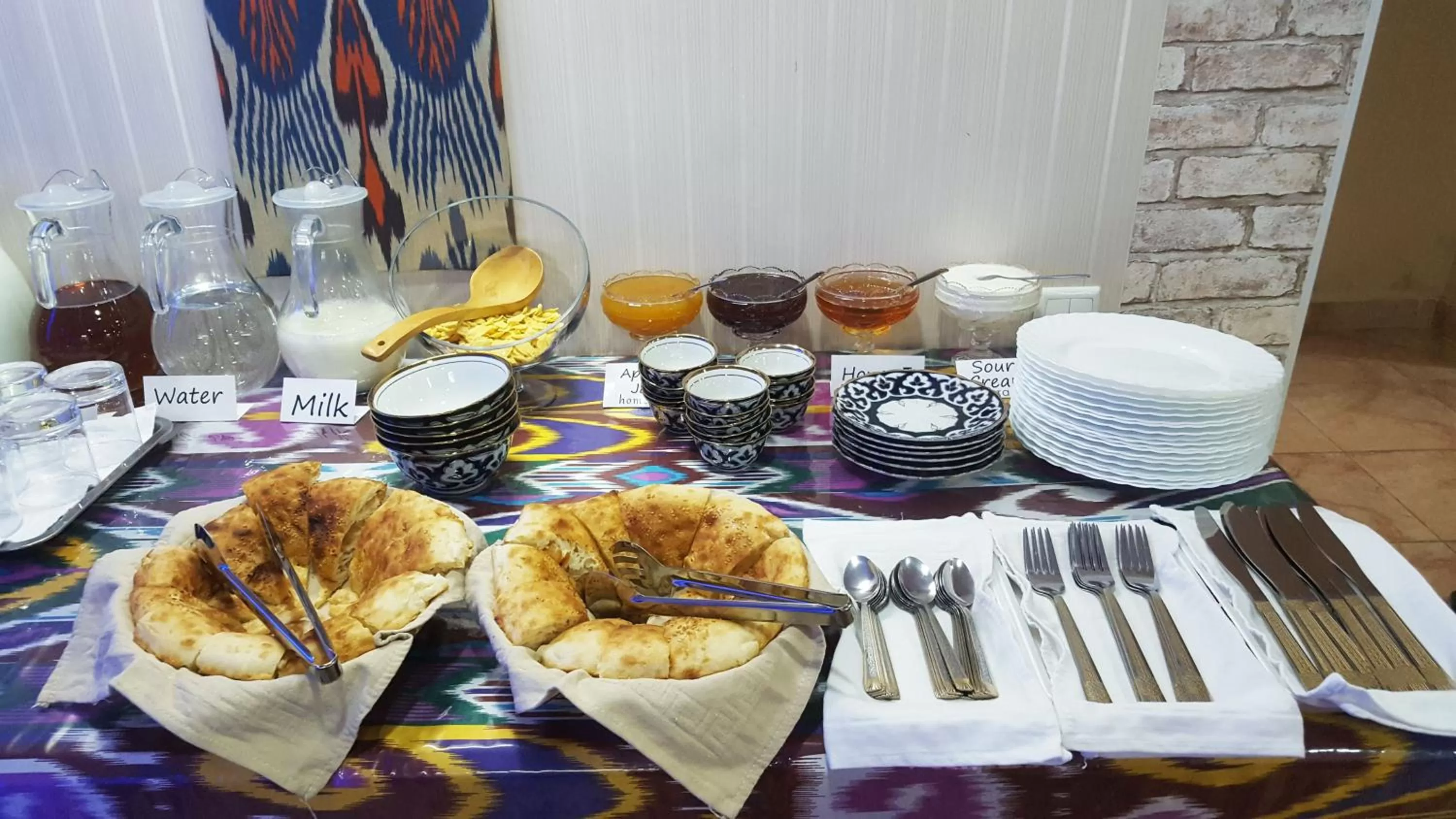 Food and drinks in Jahongir