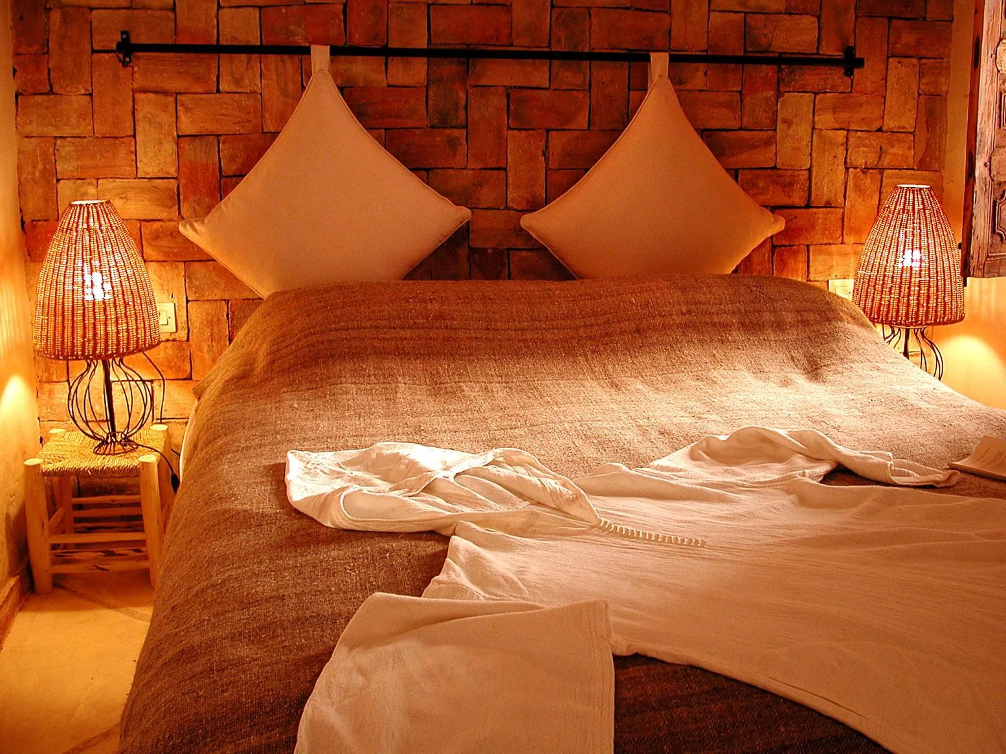 Bed in Riad Aladdin - FERME