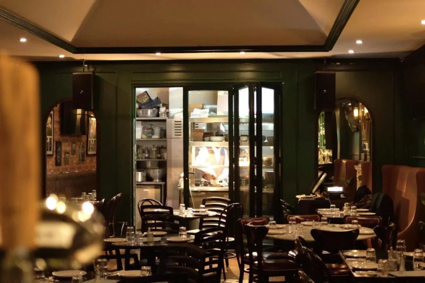 Dining area in The Wellington Hotel Birmingham - Breakfast Included, Near O2 Academy & City Centre