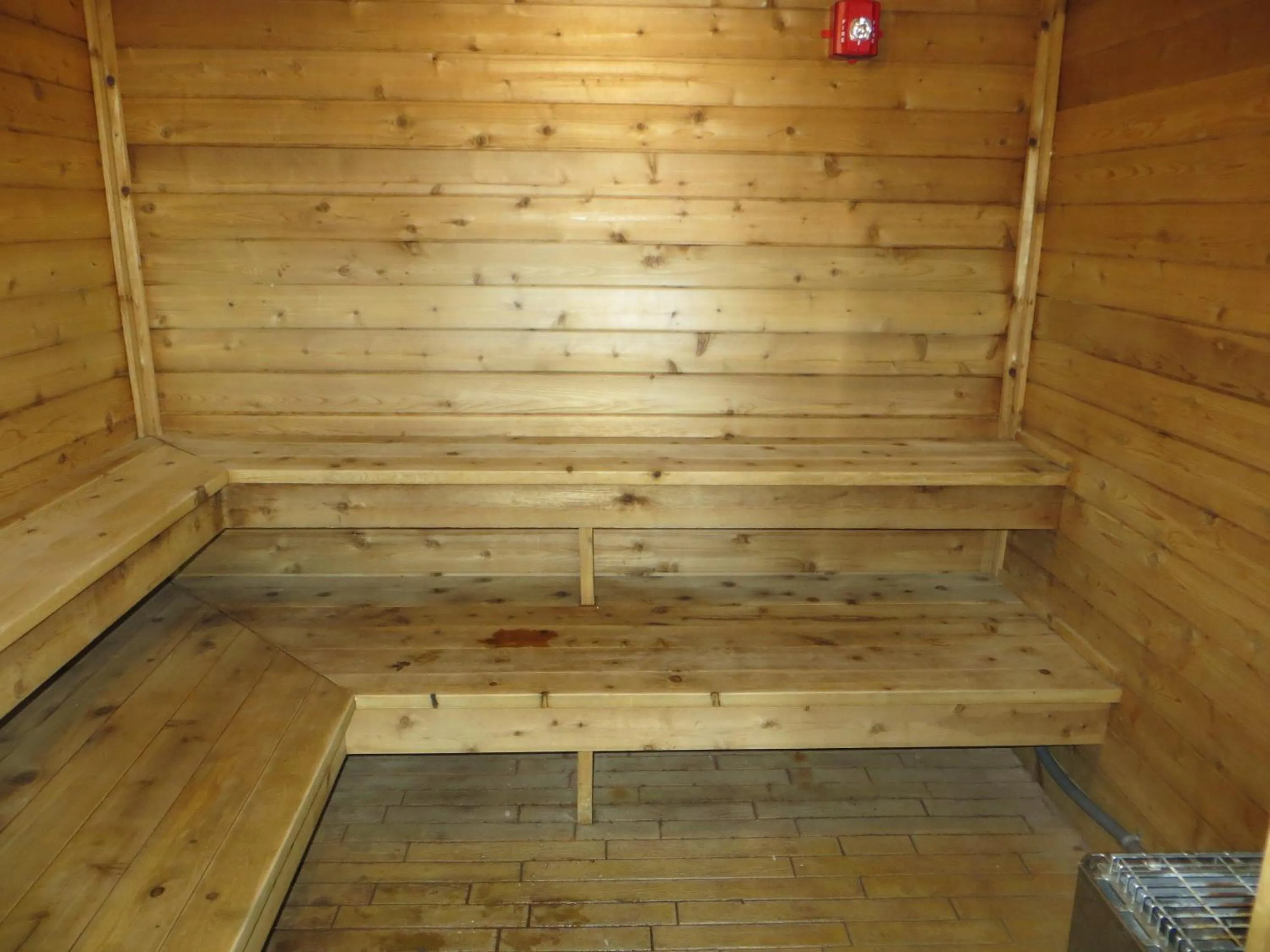 Spa and wellness centre/facilities in Bayside Hotel of Mackinac