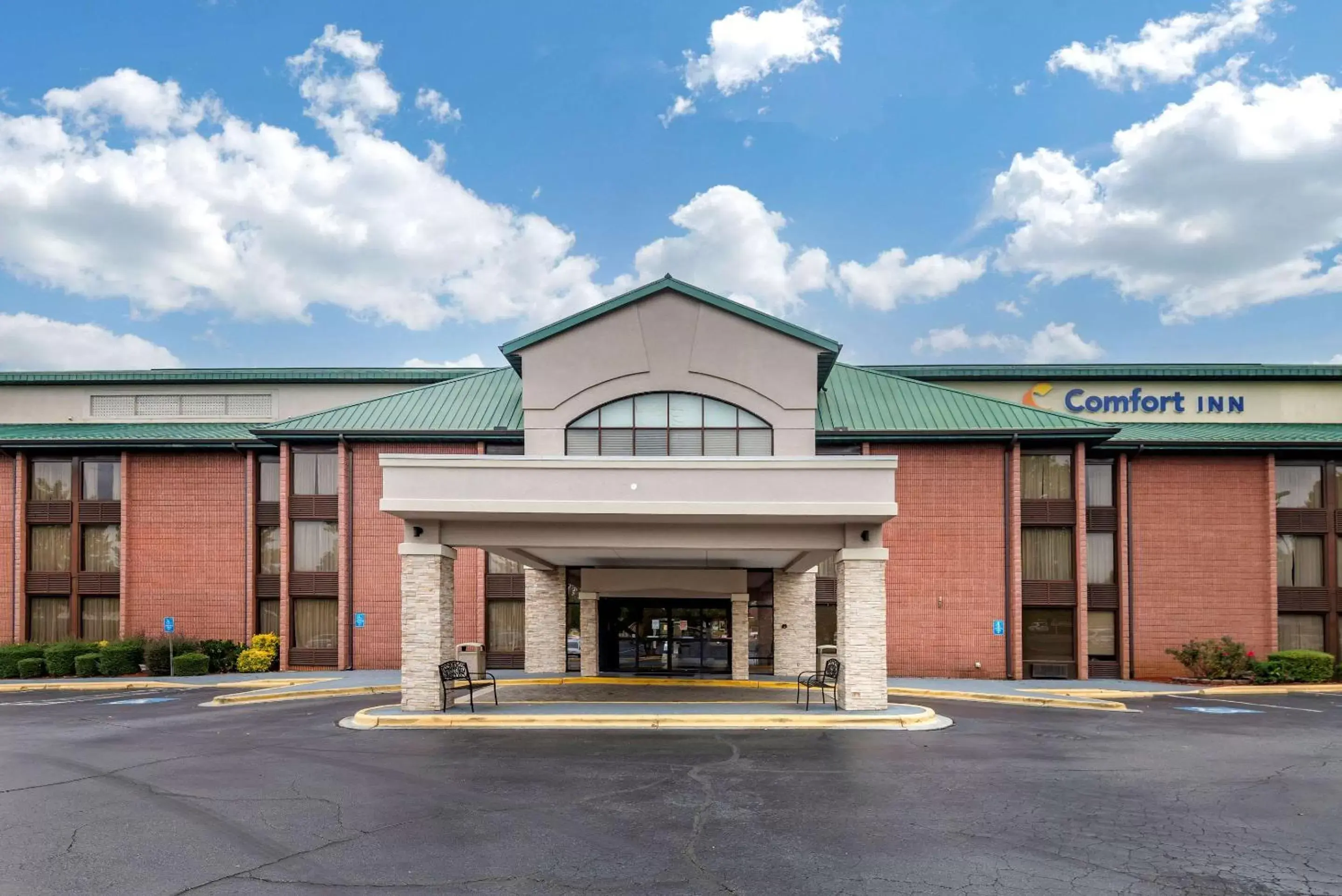 Comfort Inn Matthews / Charlotte Comfort Inn Matthews / Charlotte