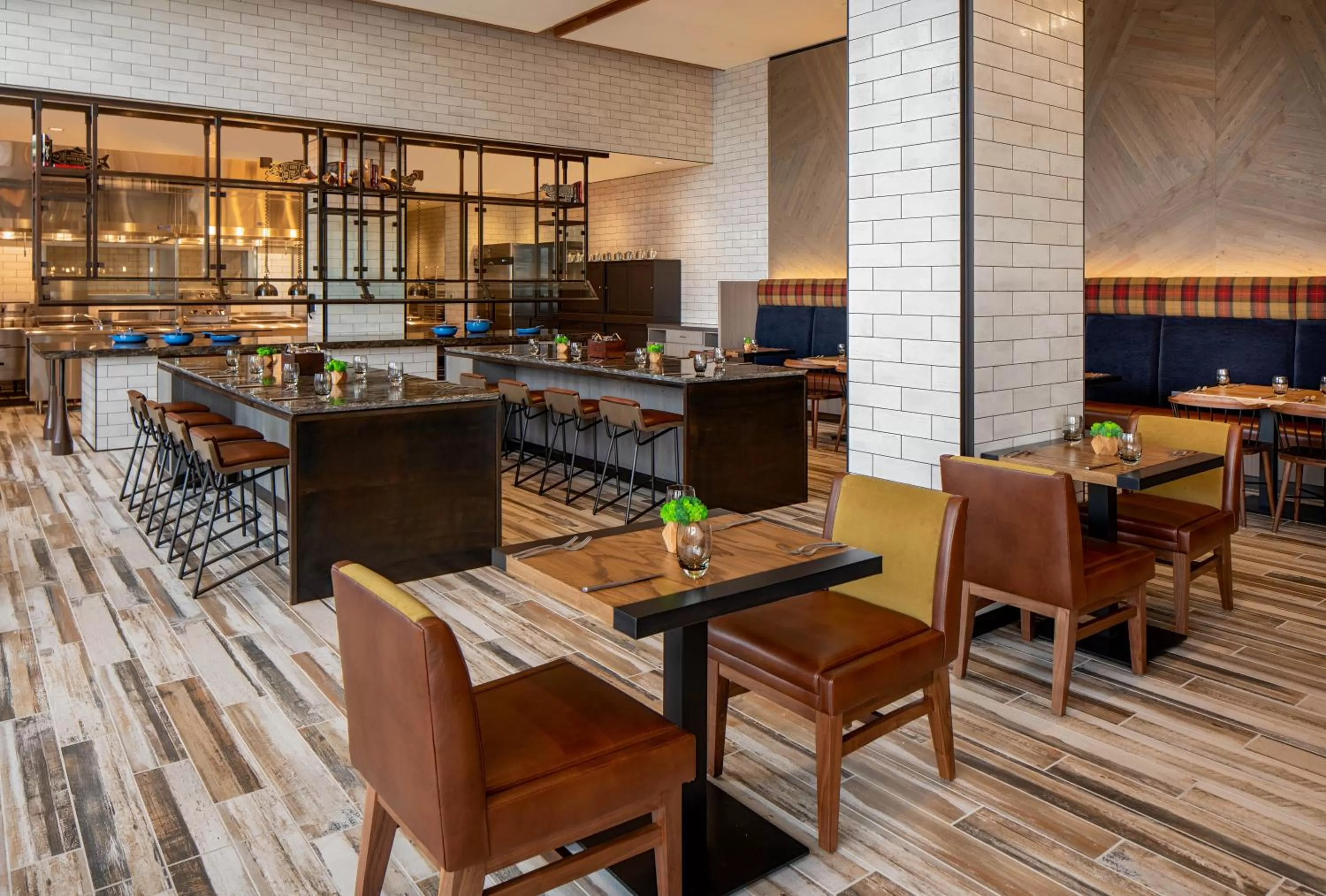 Restaurant/places to eat in Hyatt Regency Portland at the Oregon Convention Center