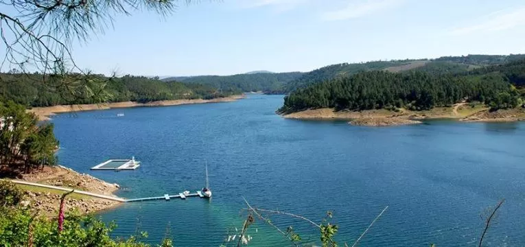 Lake view in Casa Da Oliveira