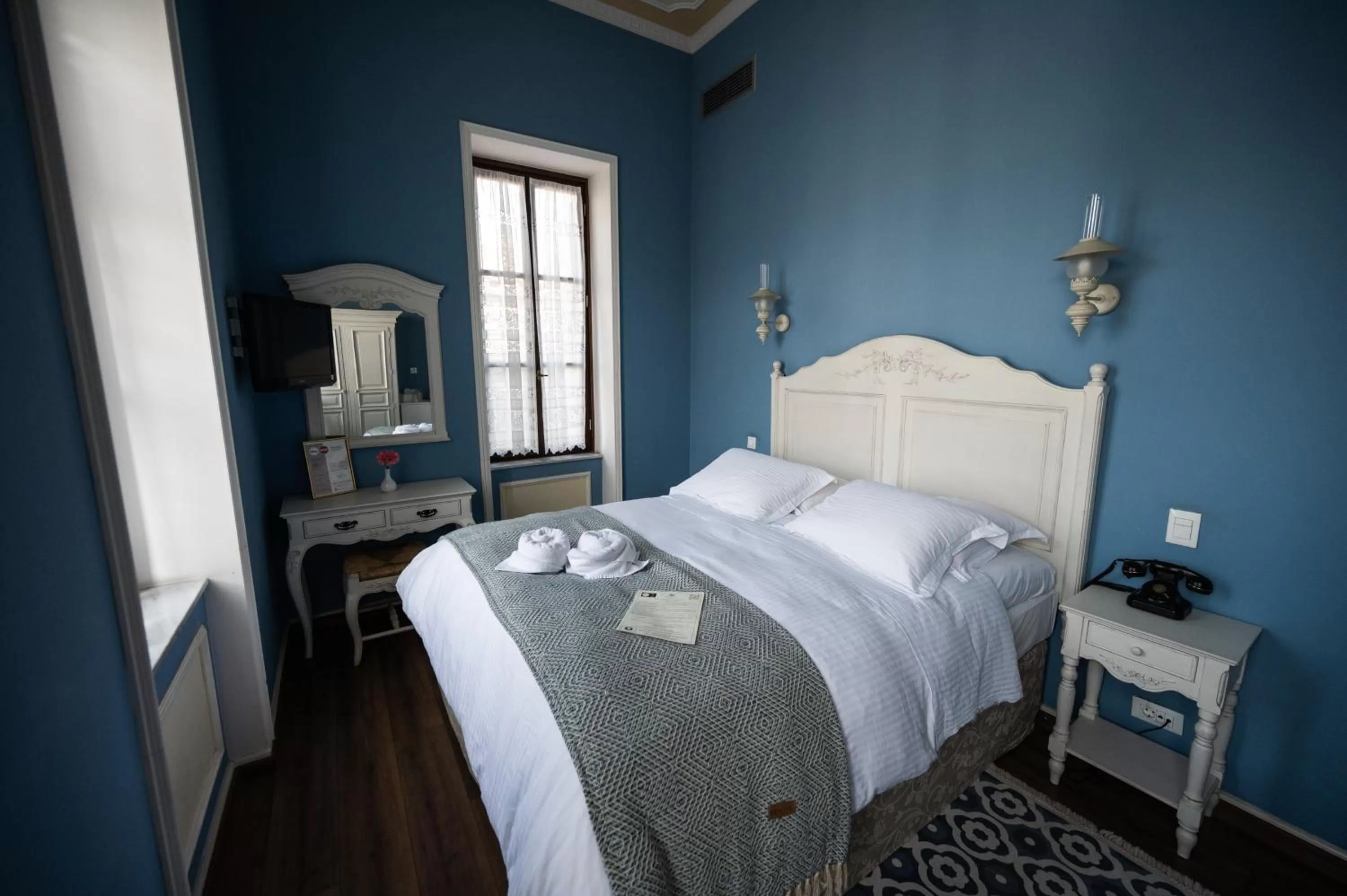 Bed in Boutique Hotel Anagennisis