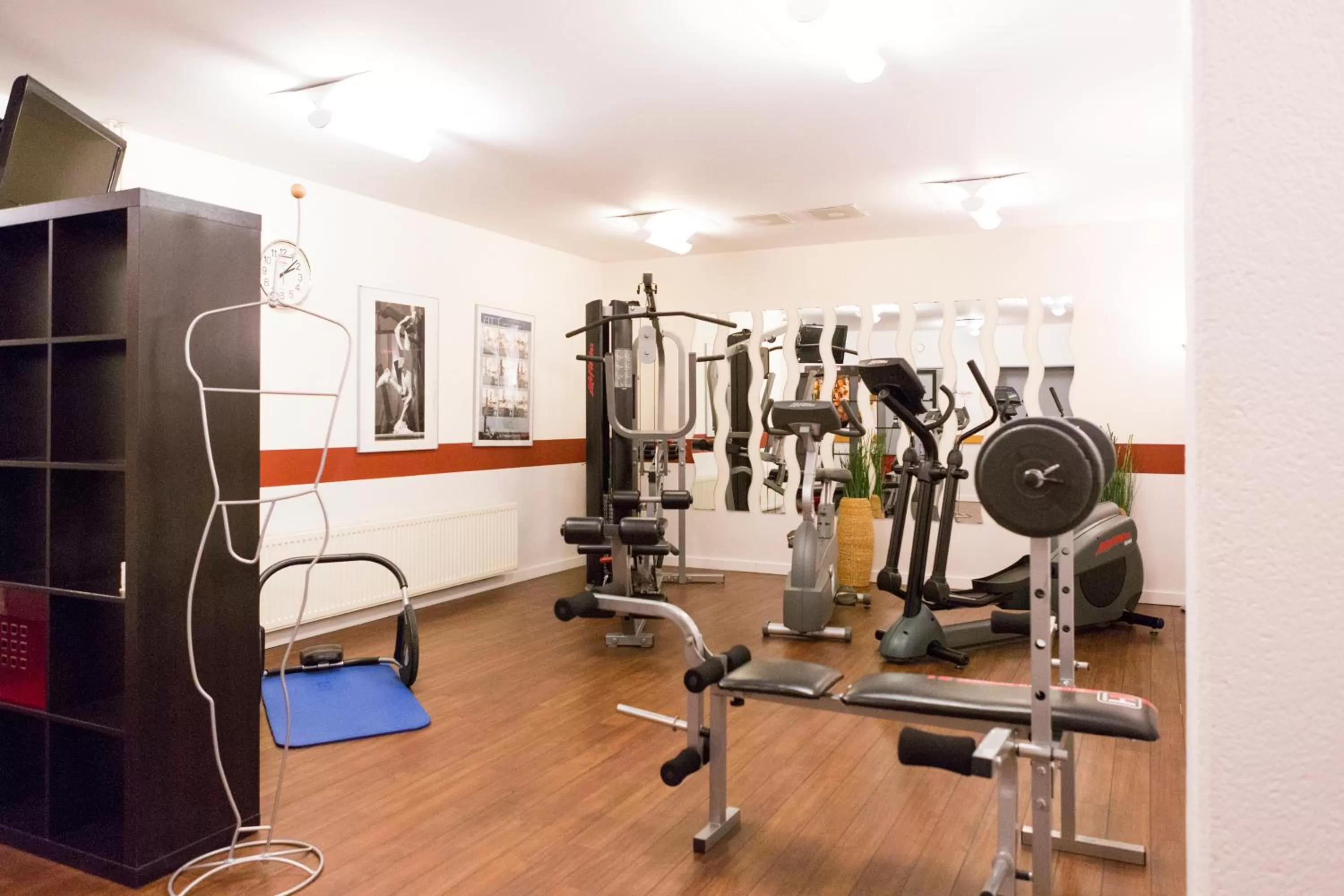 Fitness centre/facilities in Auszeit Hotel Düsseldorf - das Frühstückshotel