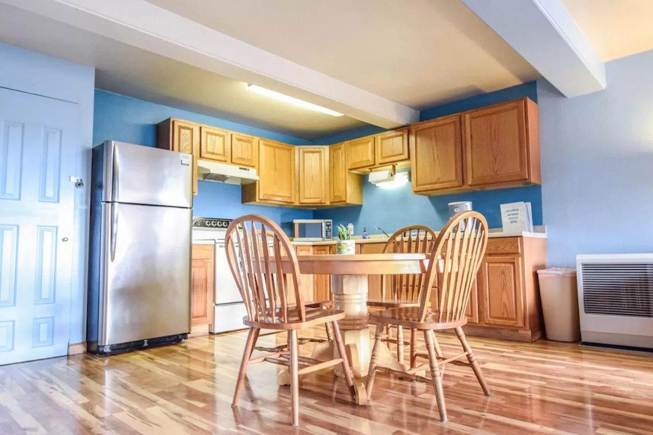 Dining Area in Brown & Hawkins Historical Apartments