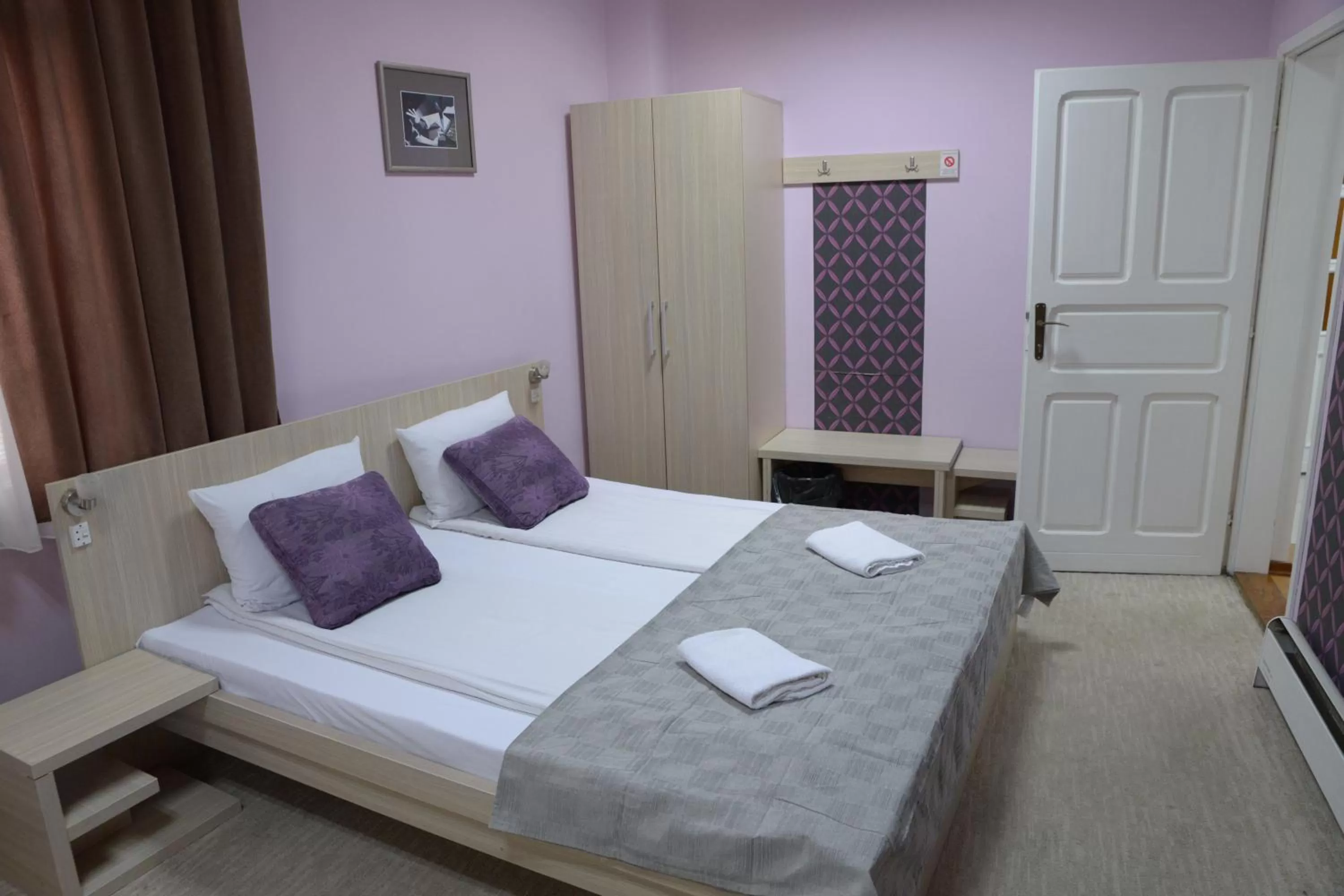 Bed in Guest House GOLDEN COIN