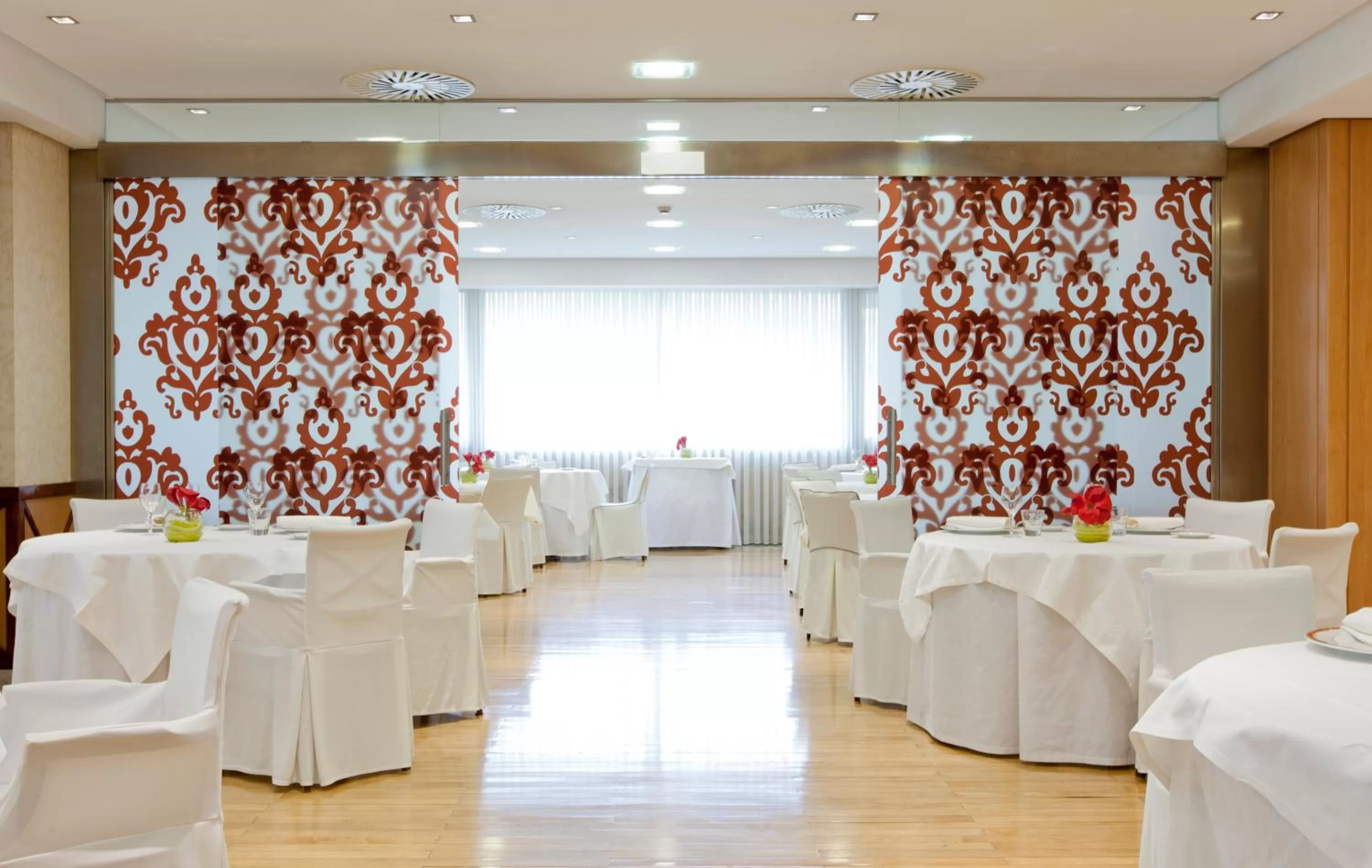 Banquet/Function facilities in Santemar