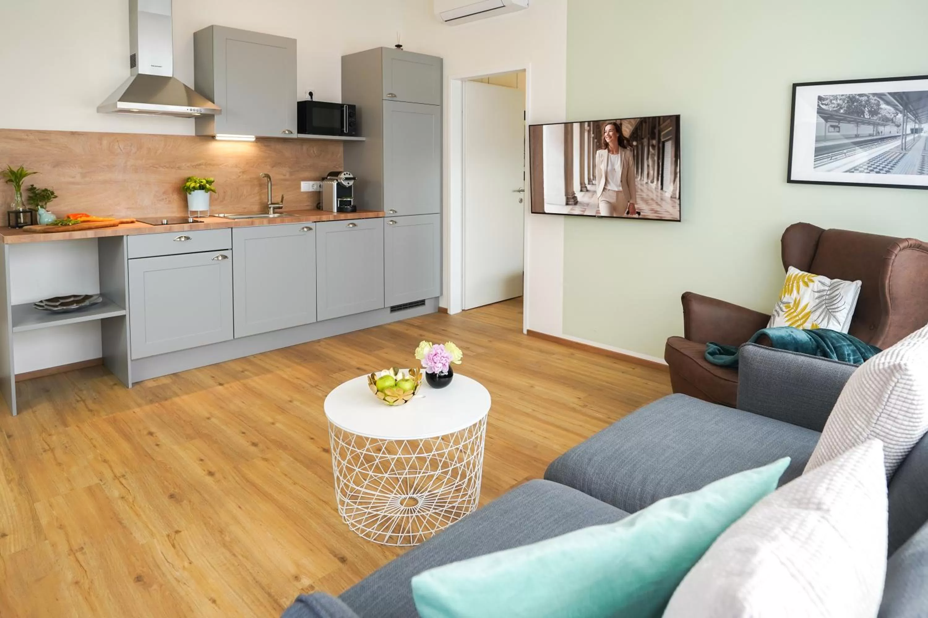 Kitchen or kitchenette in Citadines South Vienna