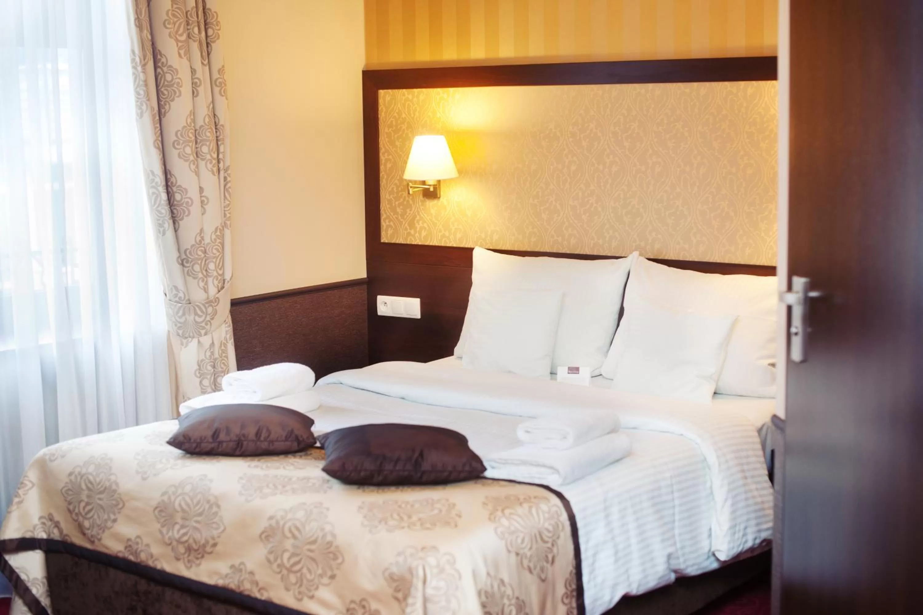 Bed in Hotel Wielopole