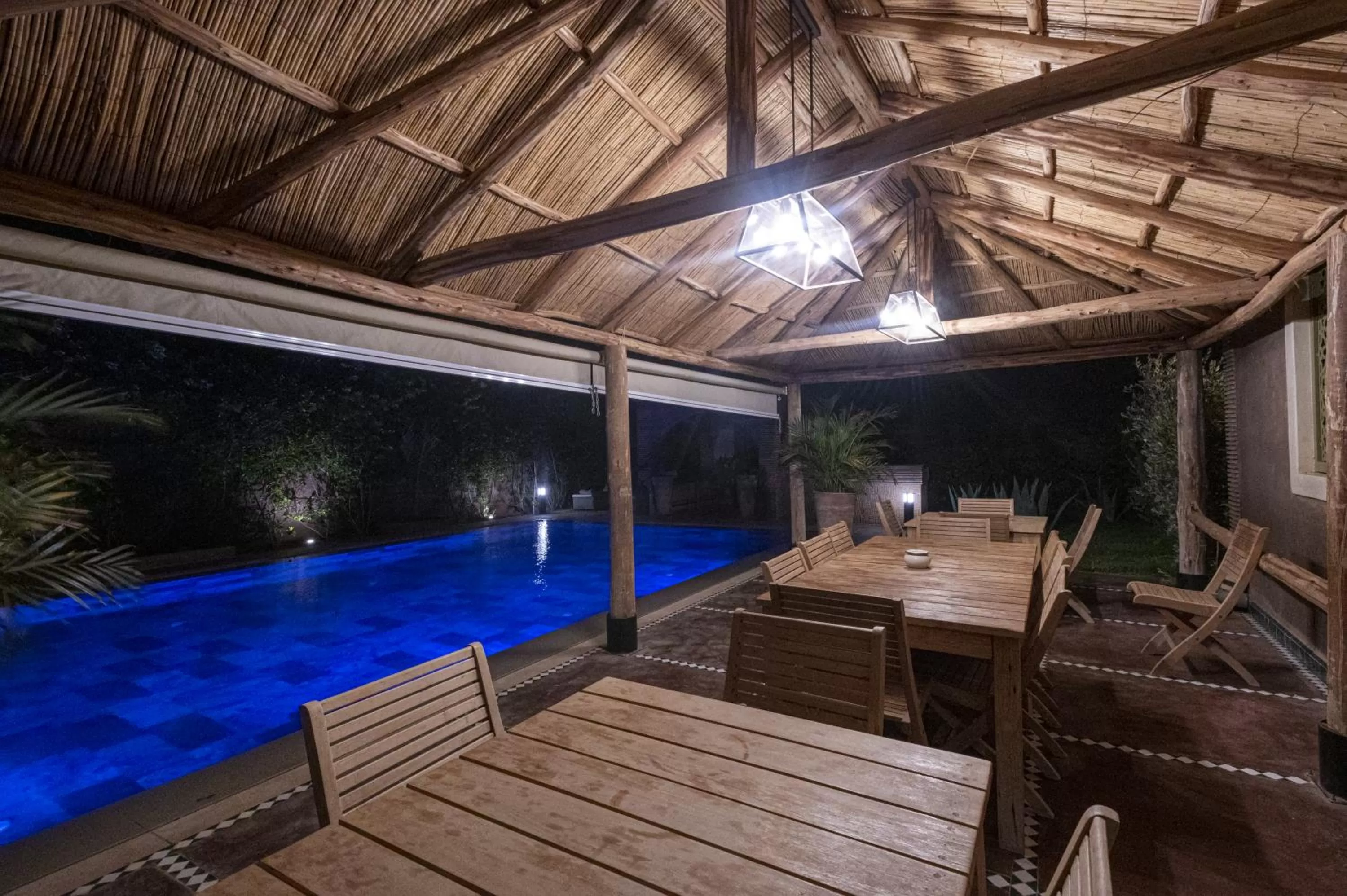 Swimming Pool in Maria Towers , Palais Table d'hôtes & SPA