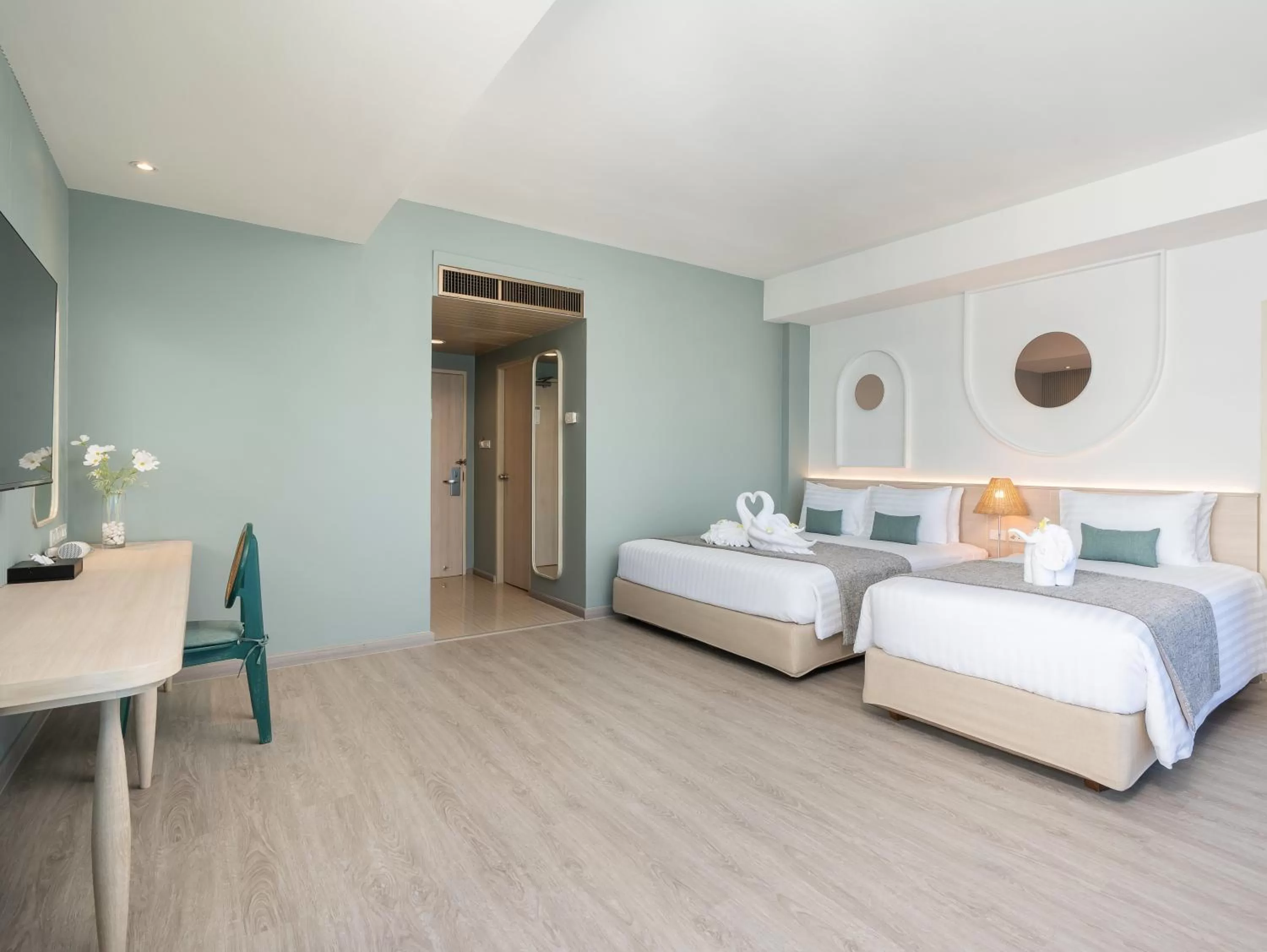 Bed in Cosy Beach Hotel - SHA Extra Plus