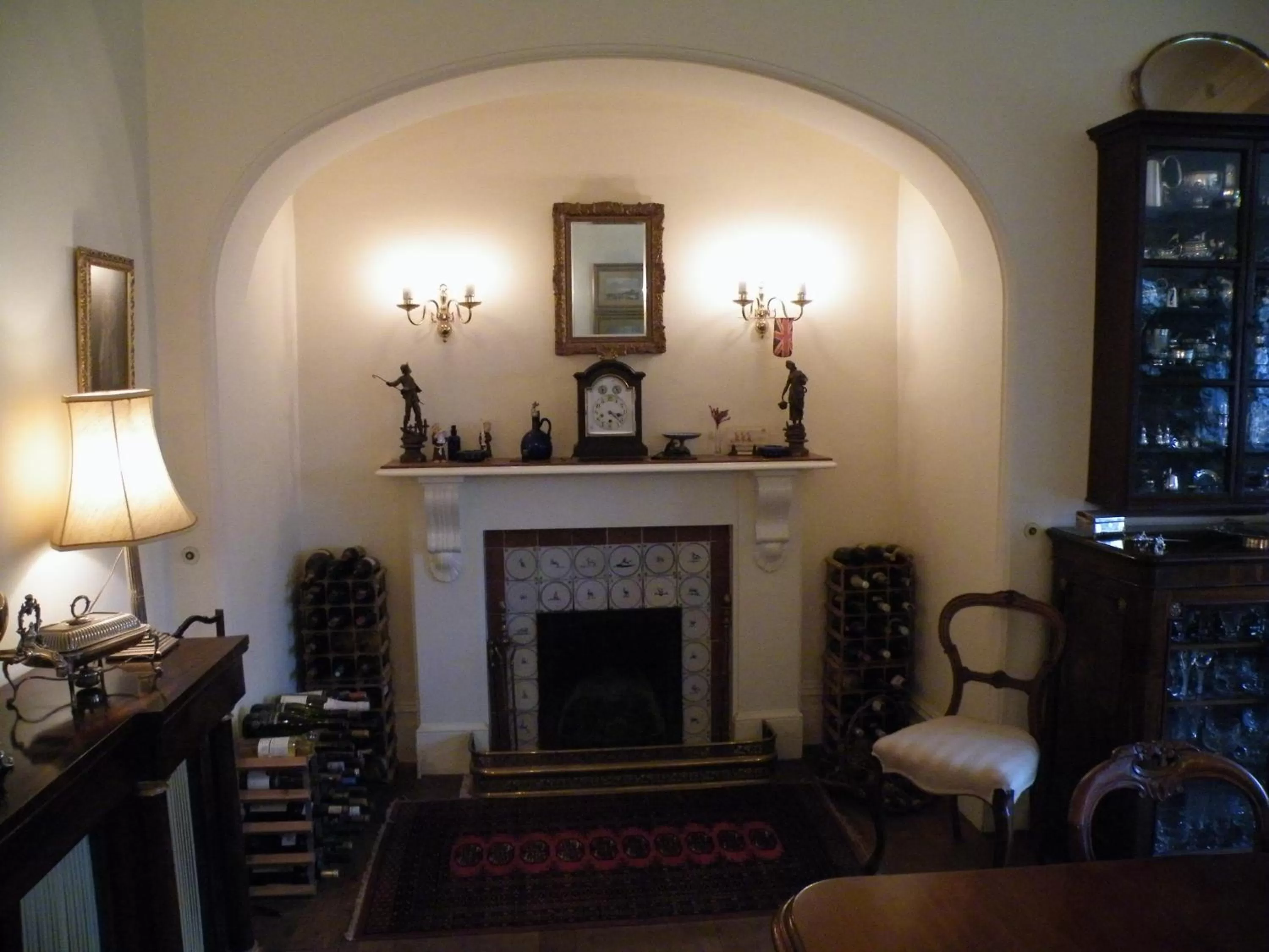 Food and drinks, Seating Area in Broadlands Gate