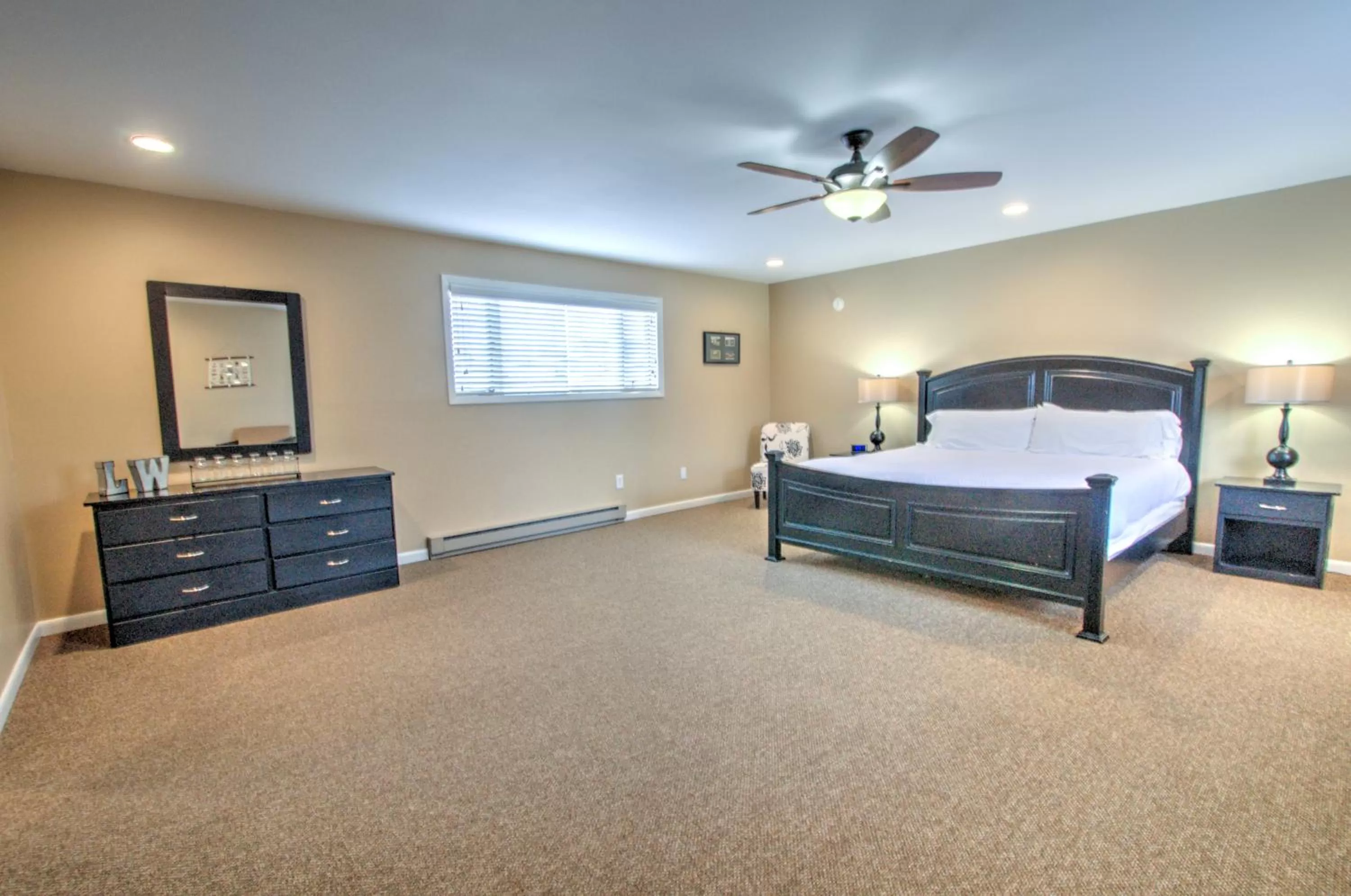 Bed in East Shore Lodging