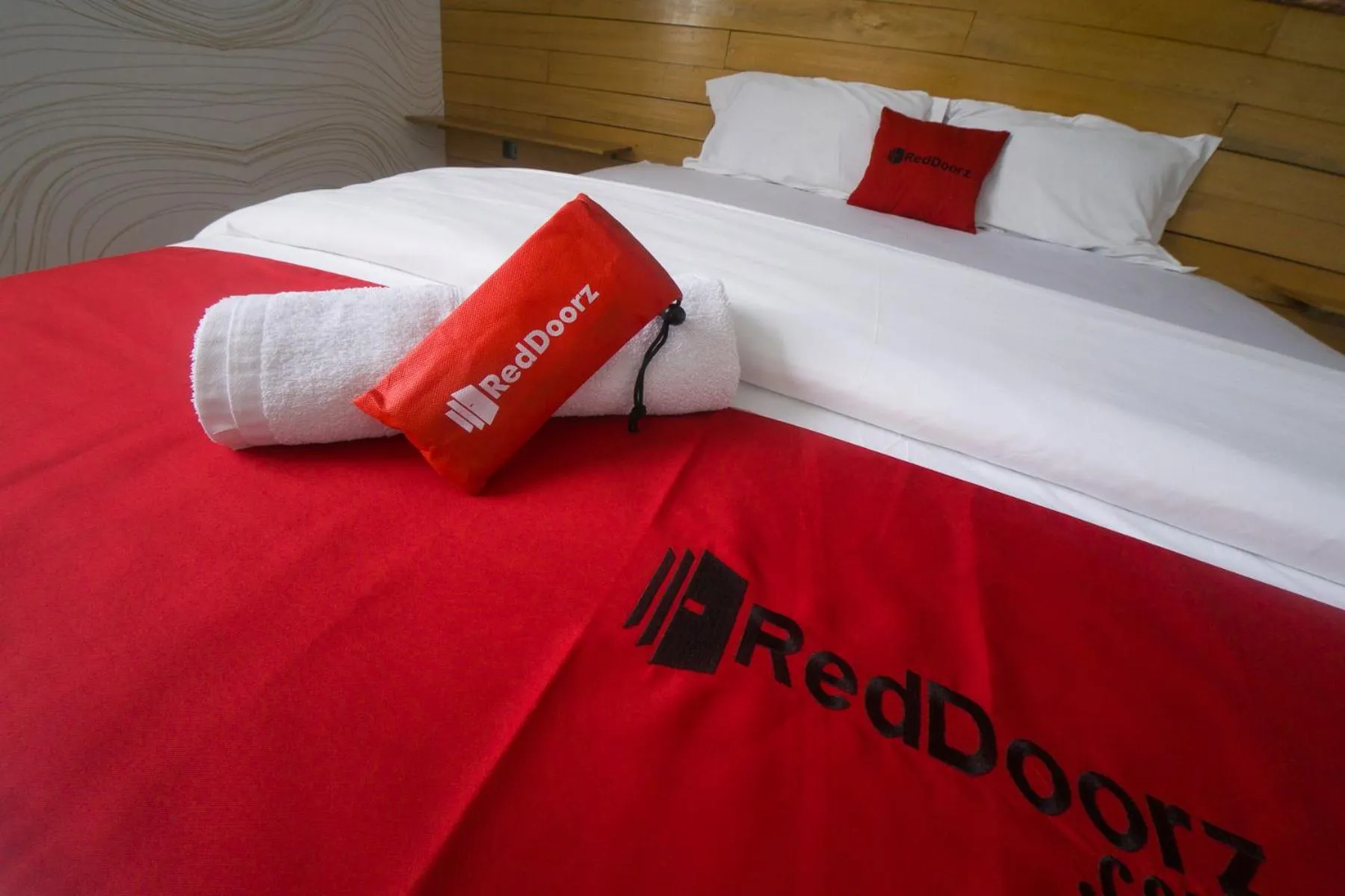 Bed in RedDoorz Plus Syariah @ Pentadio Gorontalo