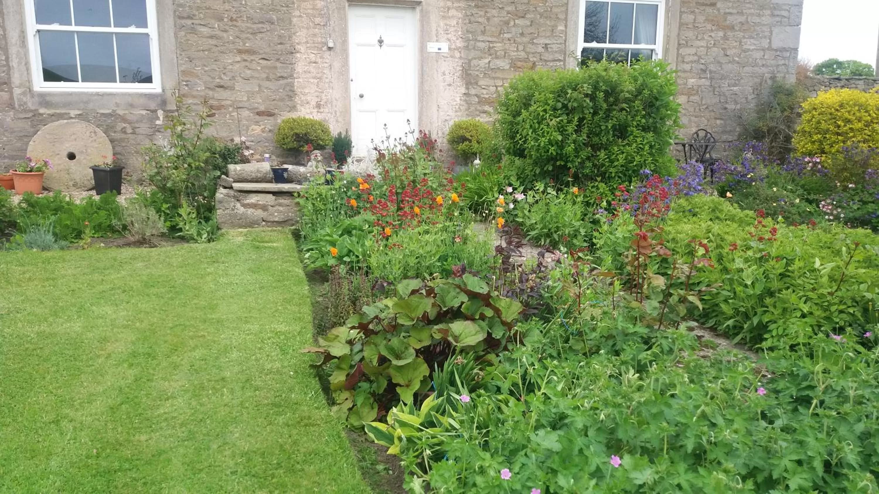 Property building, Garden in Lily Hill Farm