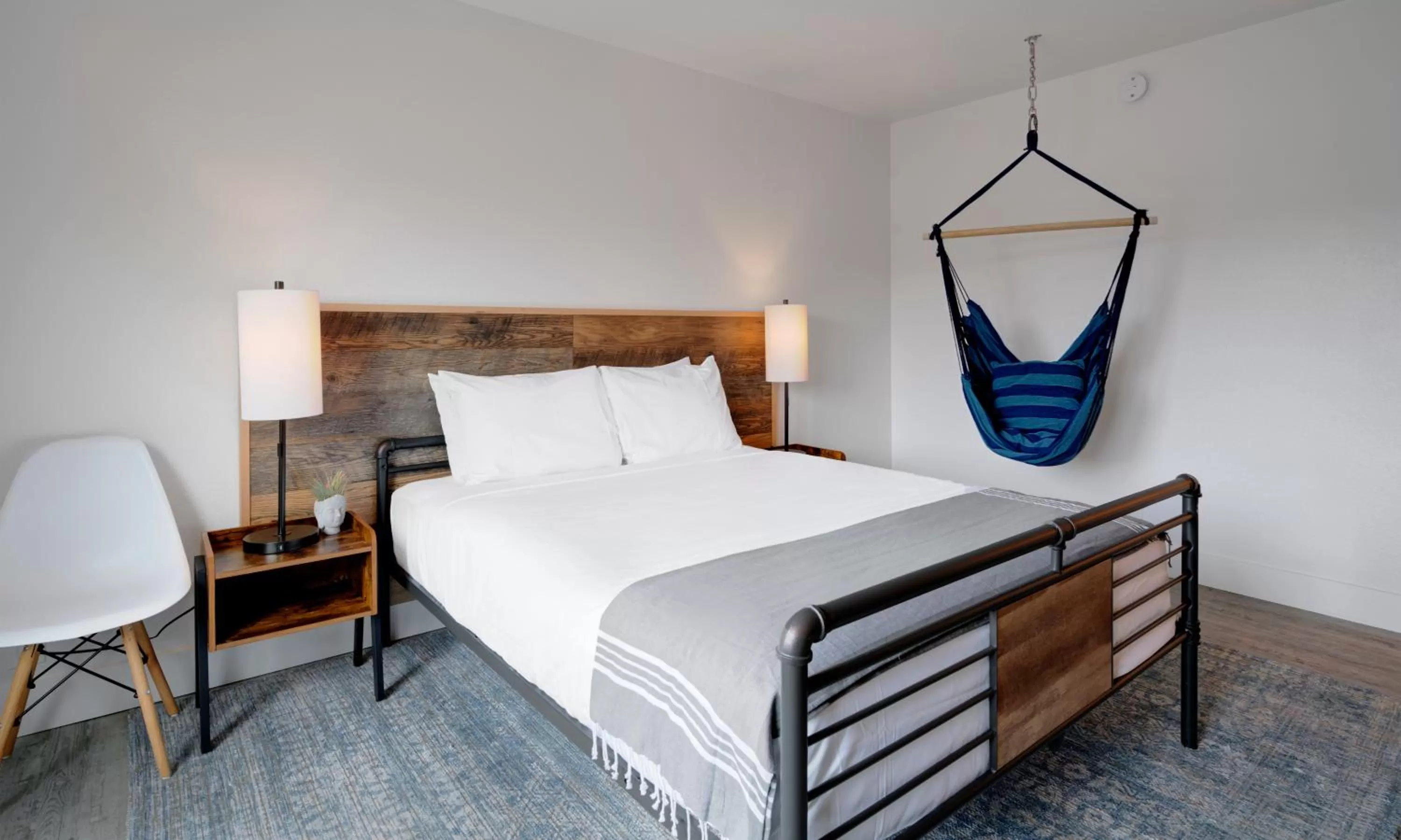 Bedroom, Bed in SCP Depoe Bay