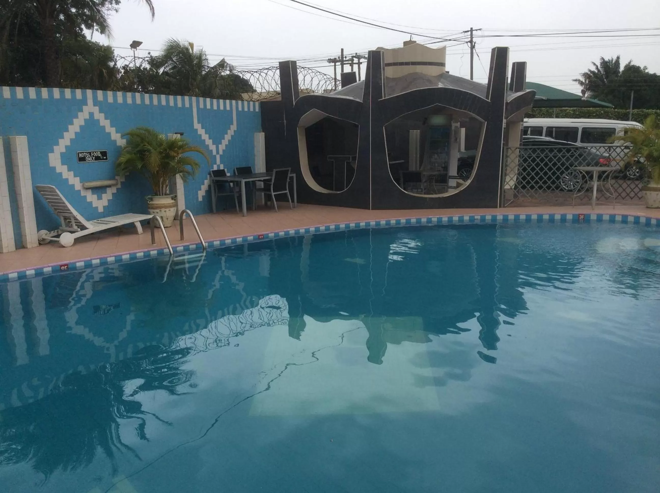 Swimming Pool in Eastgate Hotel