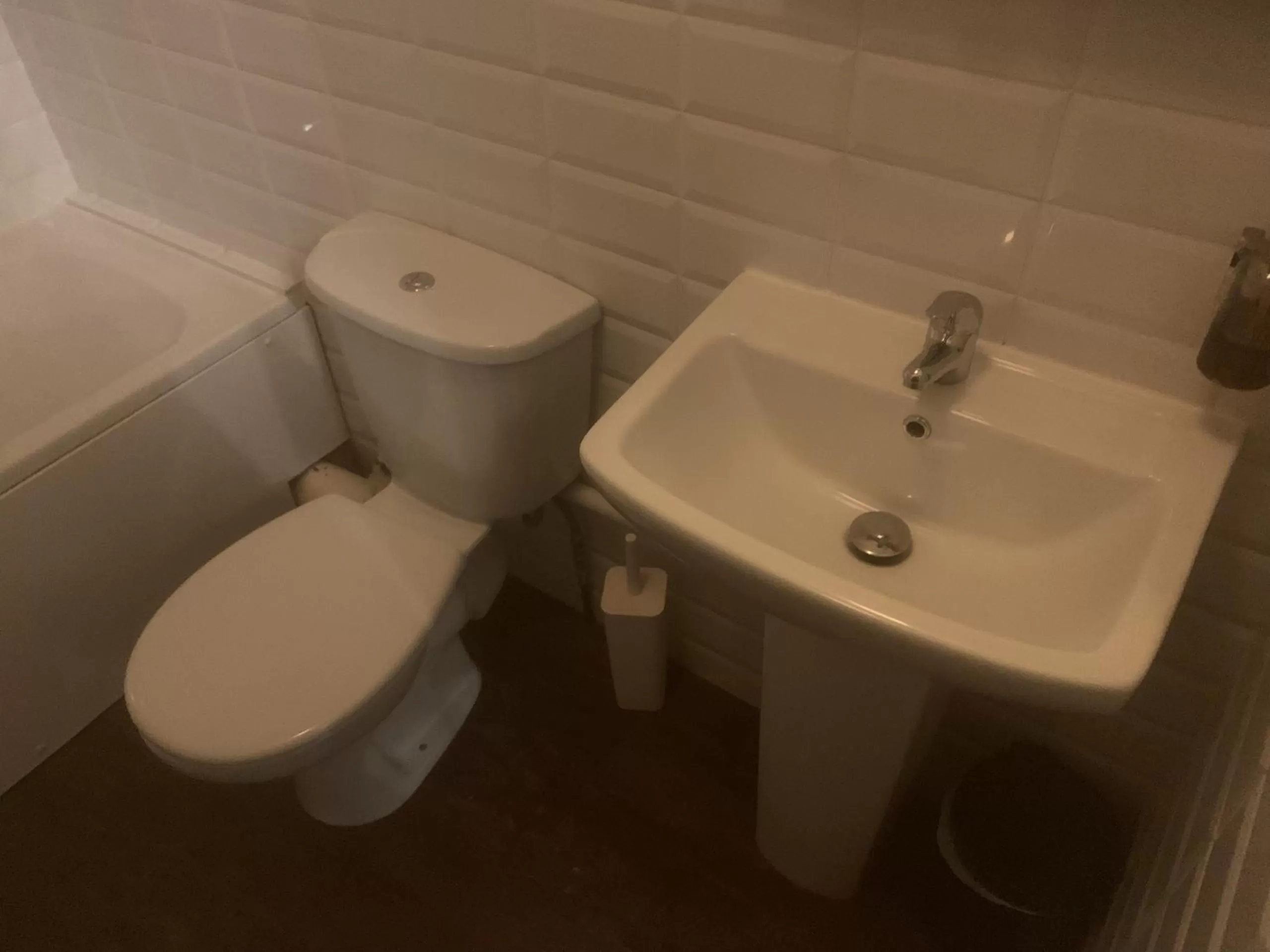 Bathroom in The Manners Pub with Rooms