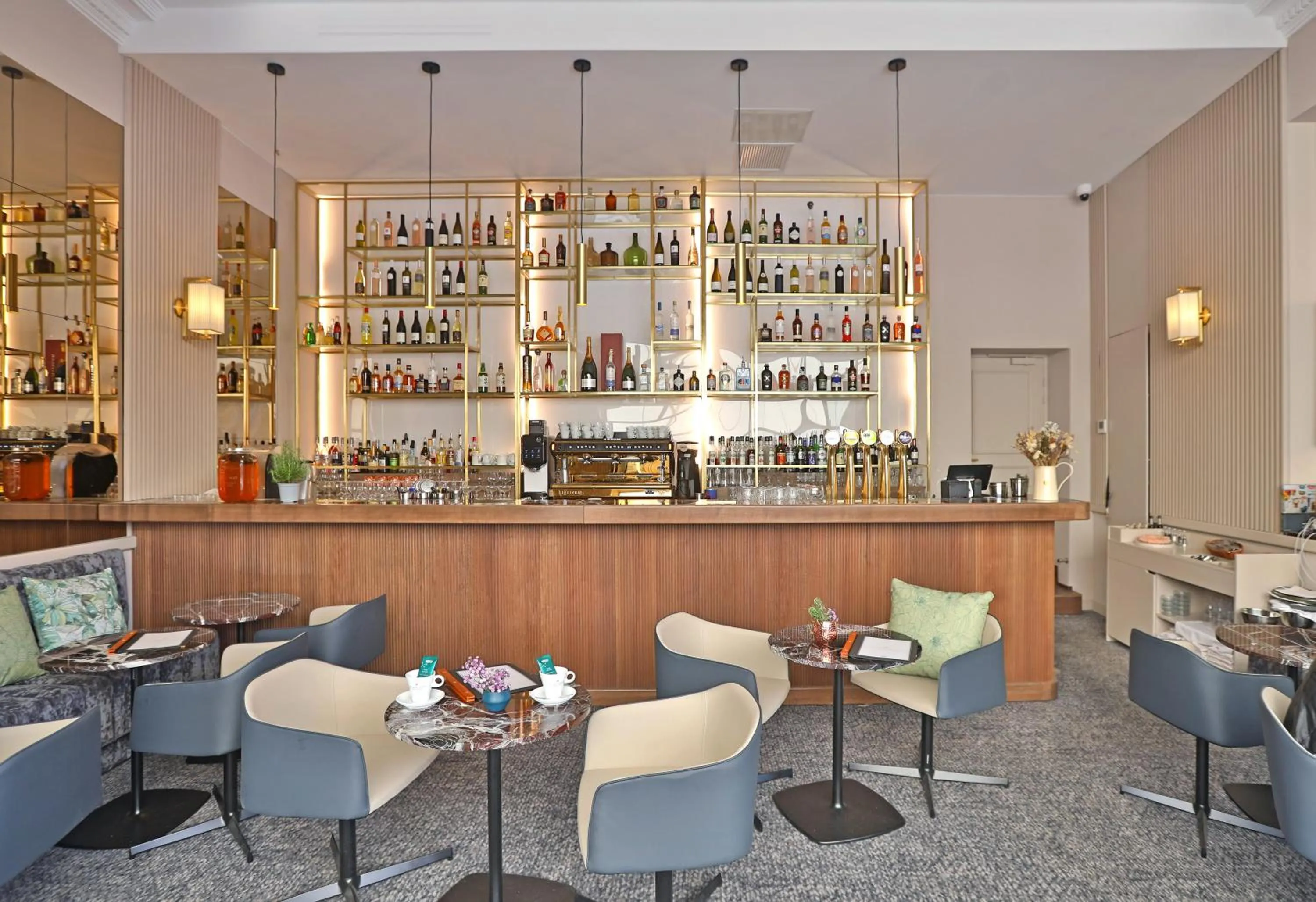 Restaurant/places to eat in Negrecoste Hôtel & Spa