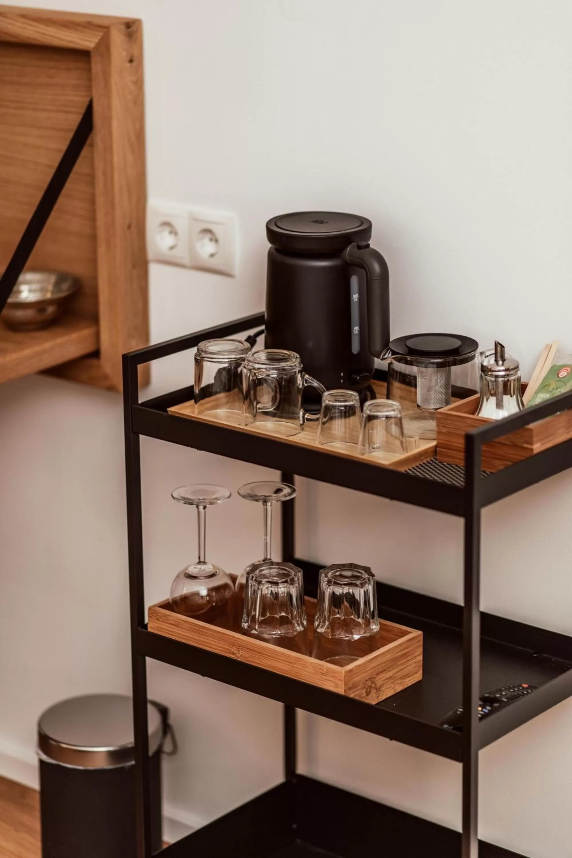 Coffee/tea facilities in the salt townhouse
