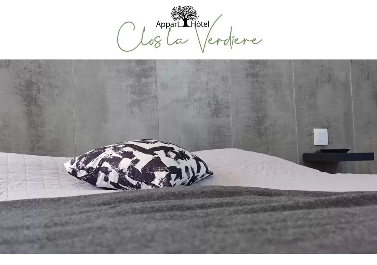 Bedroom, Bed in Le Clos la Verdière