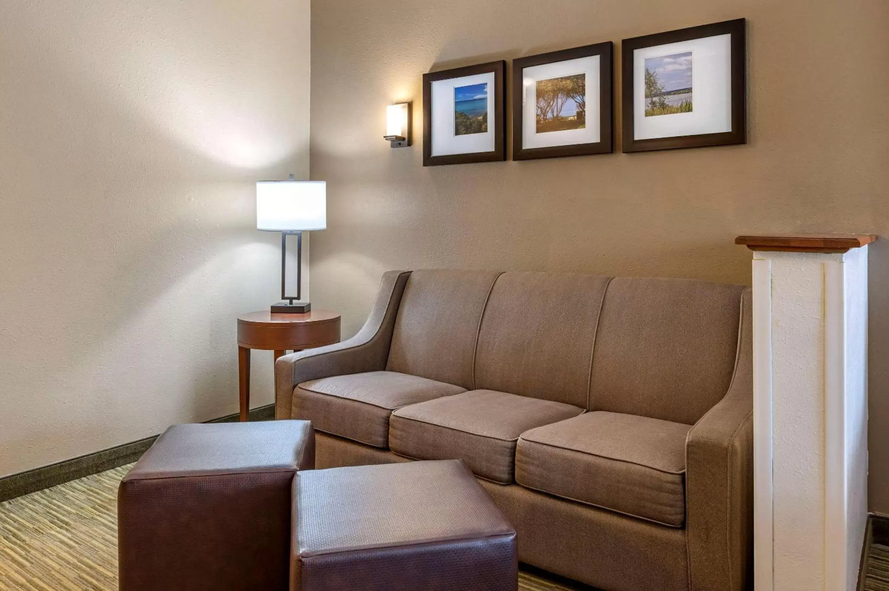 Suite with Two Queen Beds - Accessible/Non-Smoking in Comfort Suites Elkhart North Suite with Two Queen Beds - Accessible/Non-Smoking in Comfort Suites Elkhart North