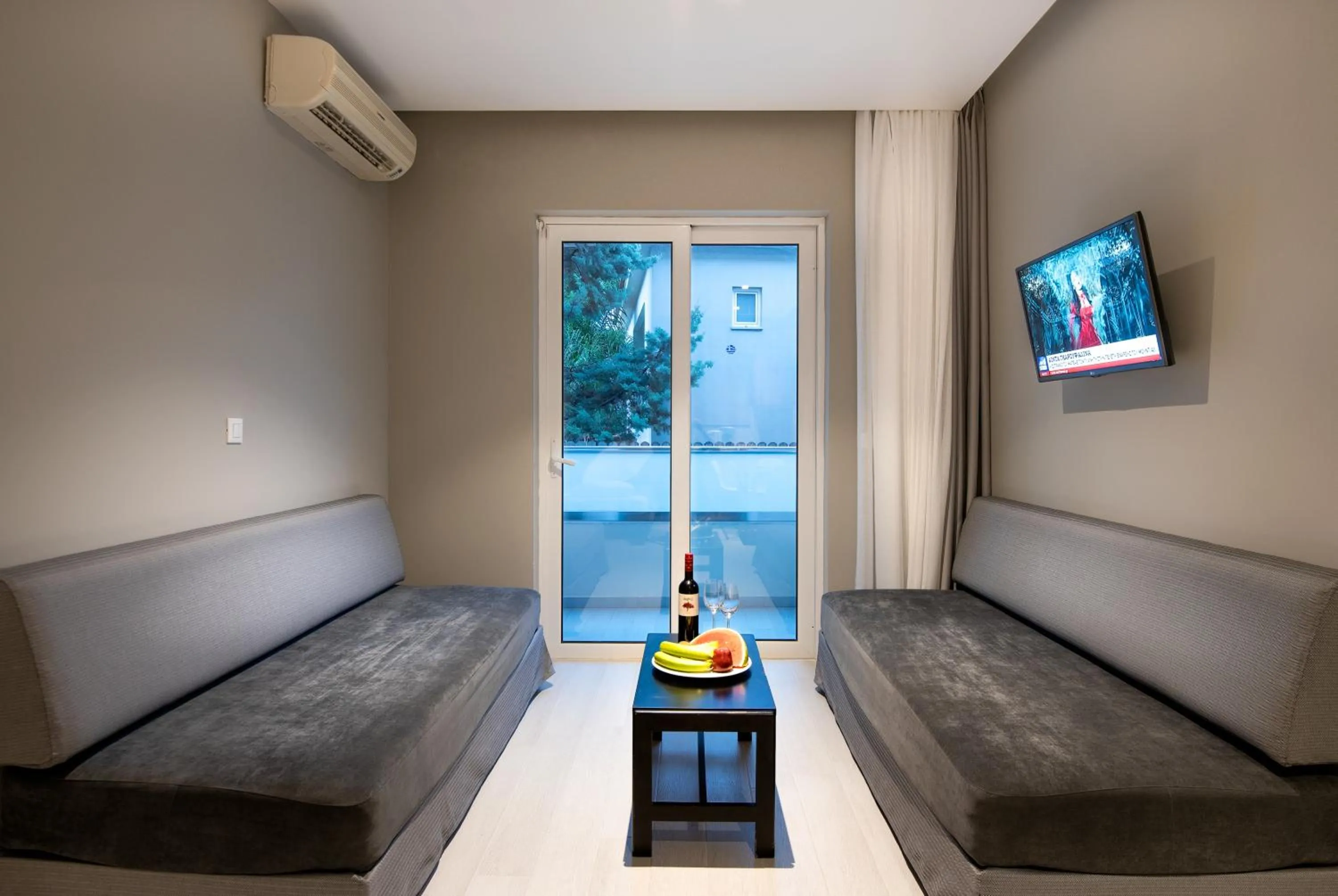 Living room in Sunday Hotel