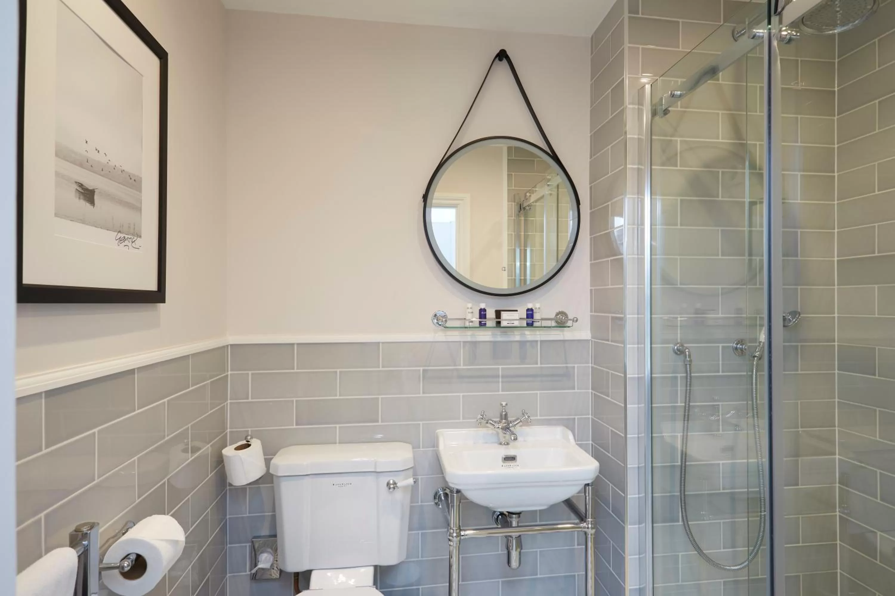 Shower in Sentry Mead Hotel