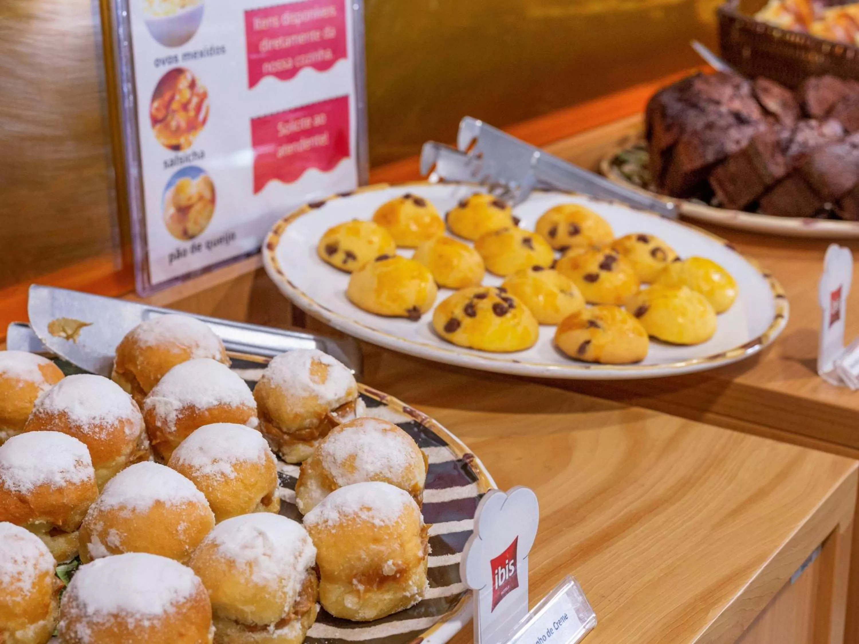 Restaurant/places to eat in ibis Santos Gonzaga Praia