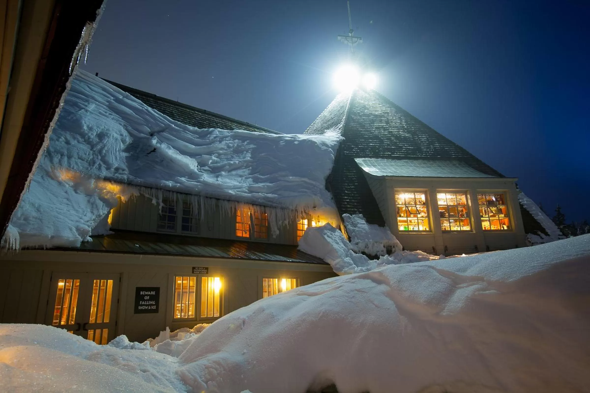 Facade/entrance in Timberline Lodge