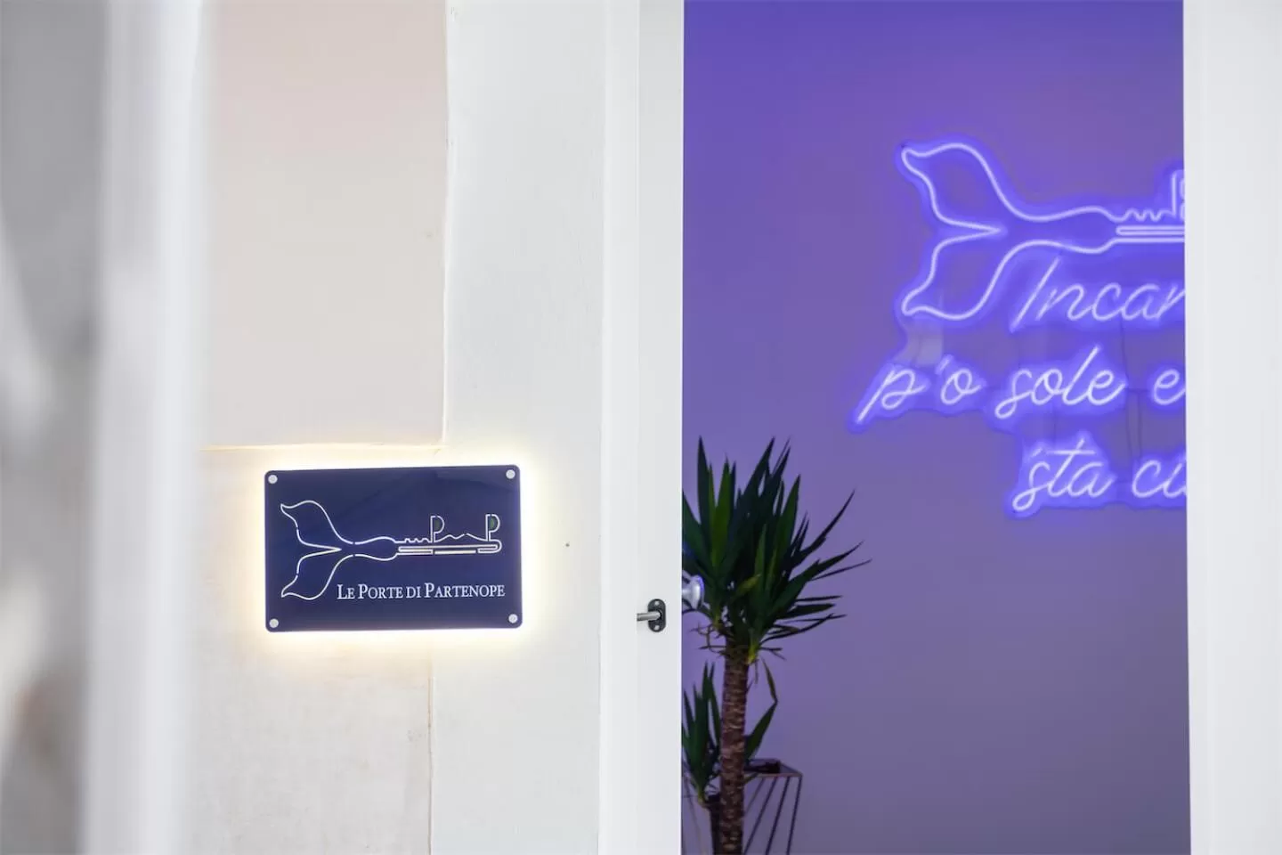 Logo/Certificate/Sign, Property Logo/Sign in Le Porte di Partenope