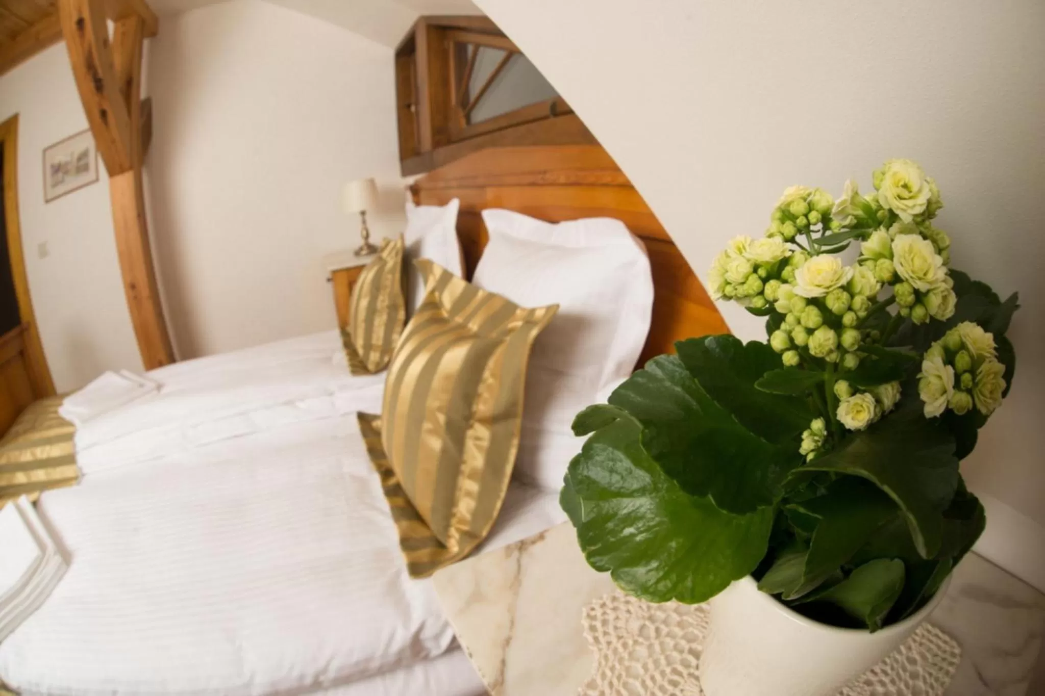 Decorative detail, Bed in Pensjonat Dom Zegarmistrza