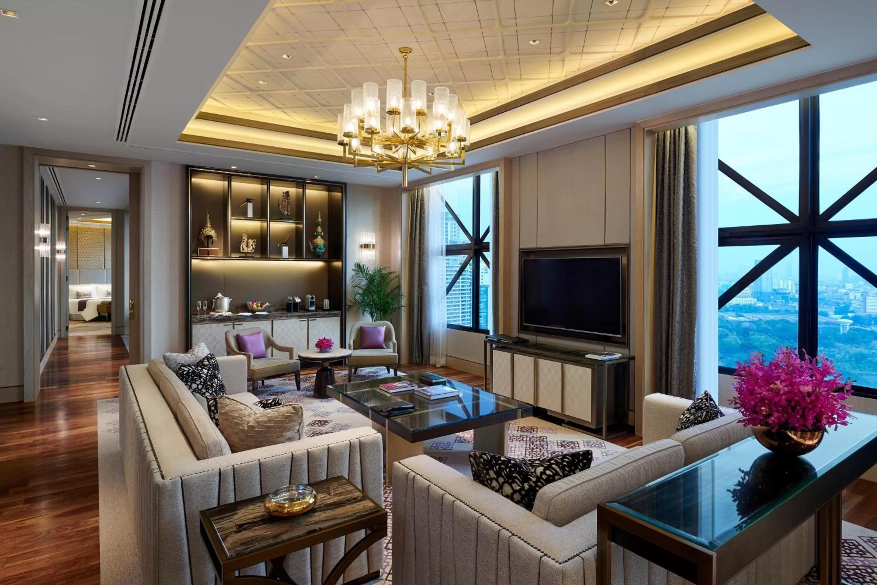 Living room in Sheraton Grande Sukhumvit, a Luxury Collection Hotel, Bangkok
