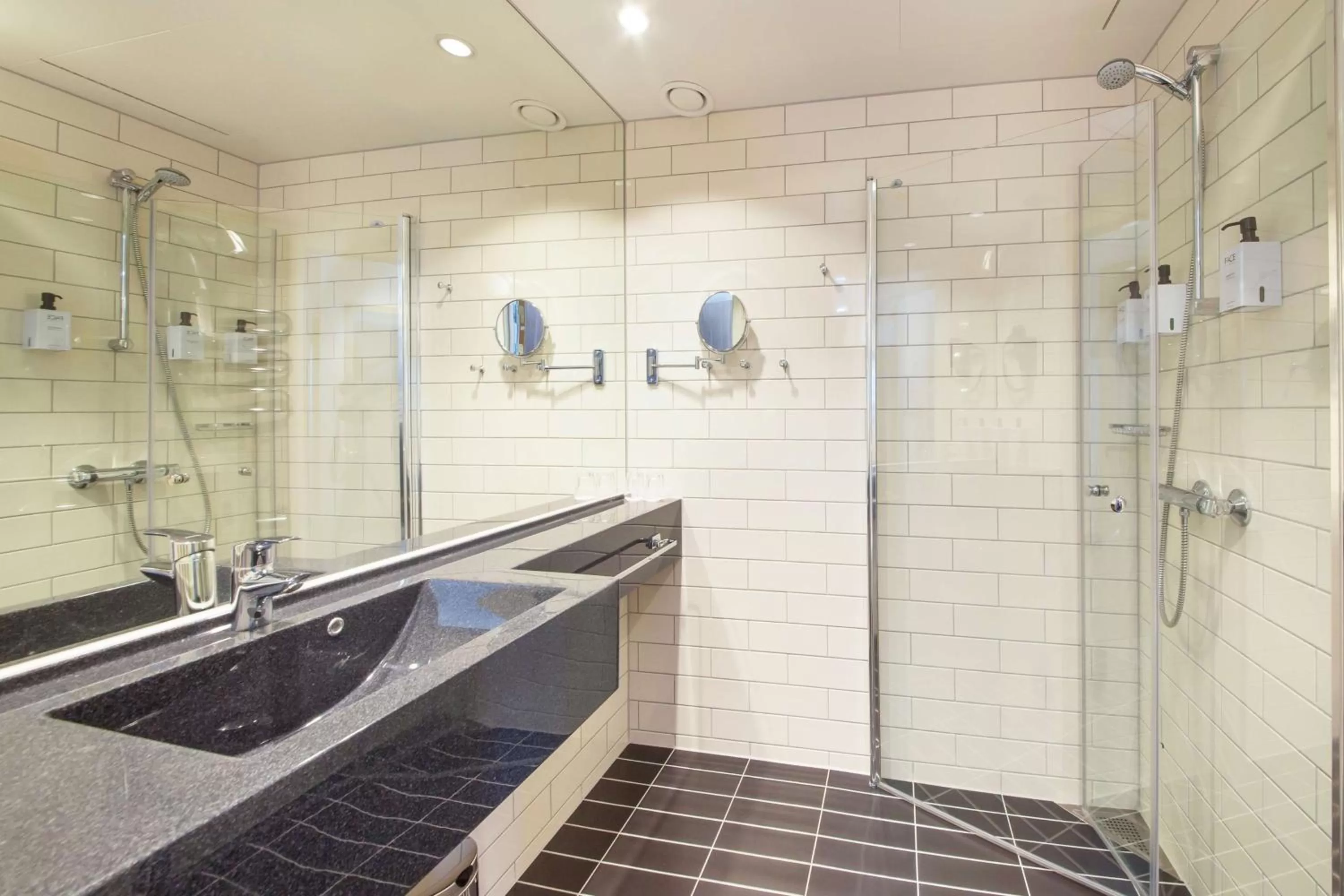 Bathroom in Thon Partner Elgstua Hotel