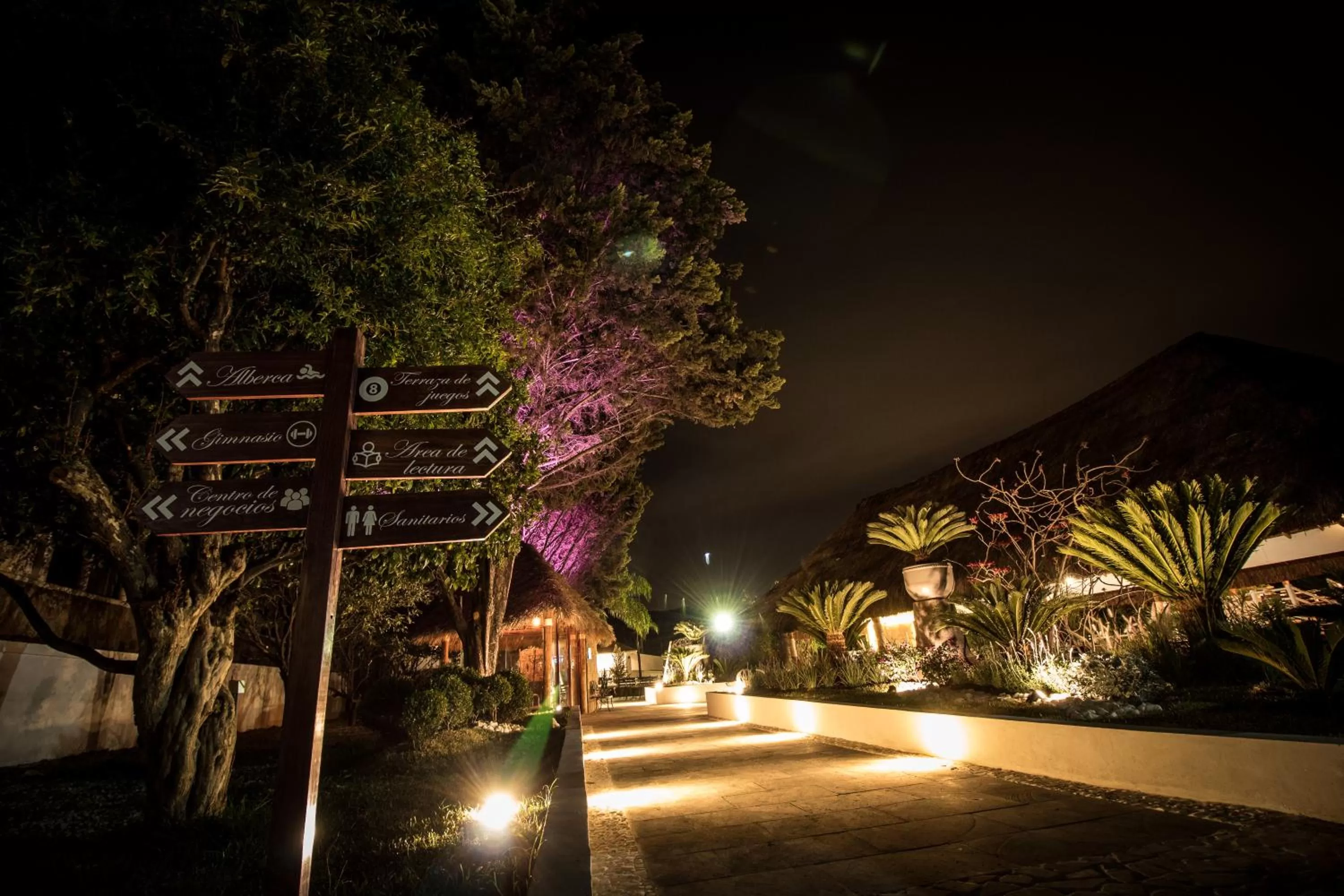 Night in Río Tinto Hotel Boutique