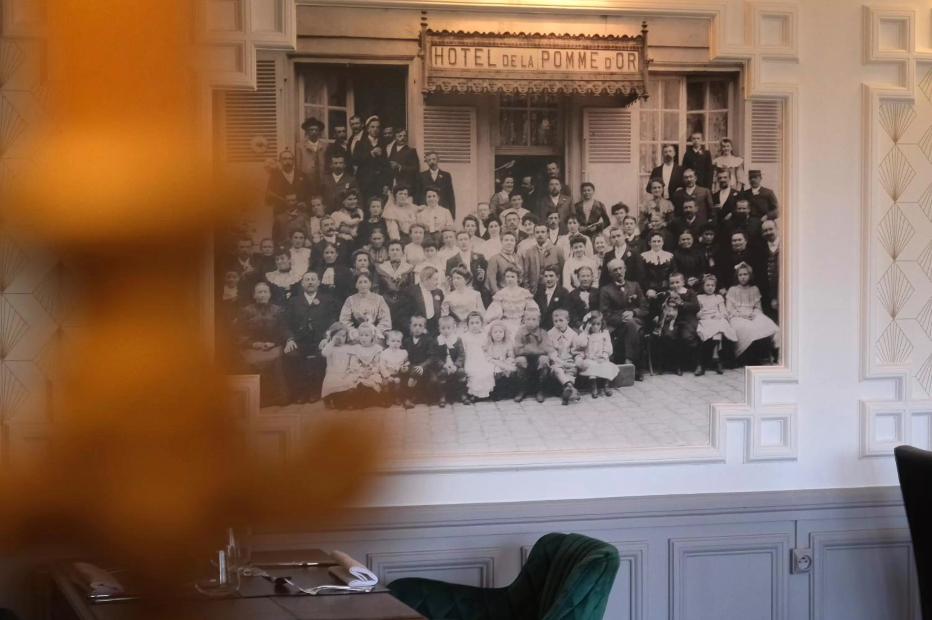 Restaurant/places to eat in HOTEL BELLEVUE