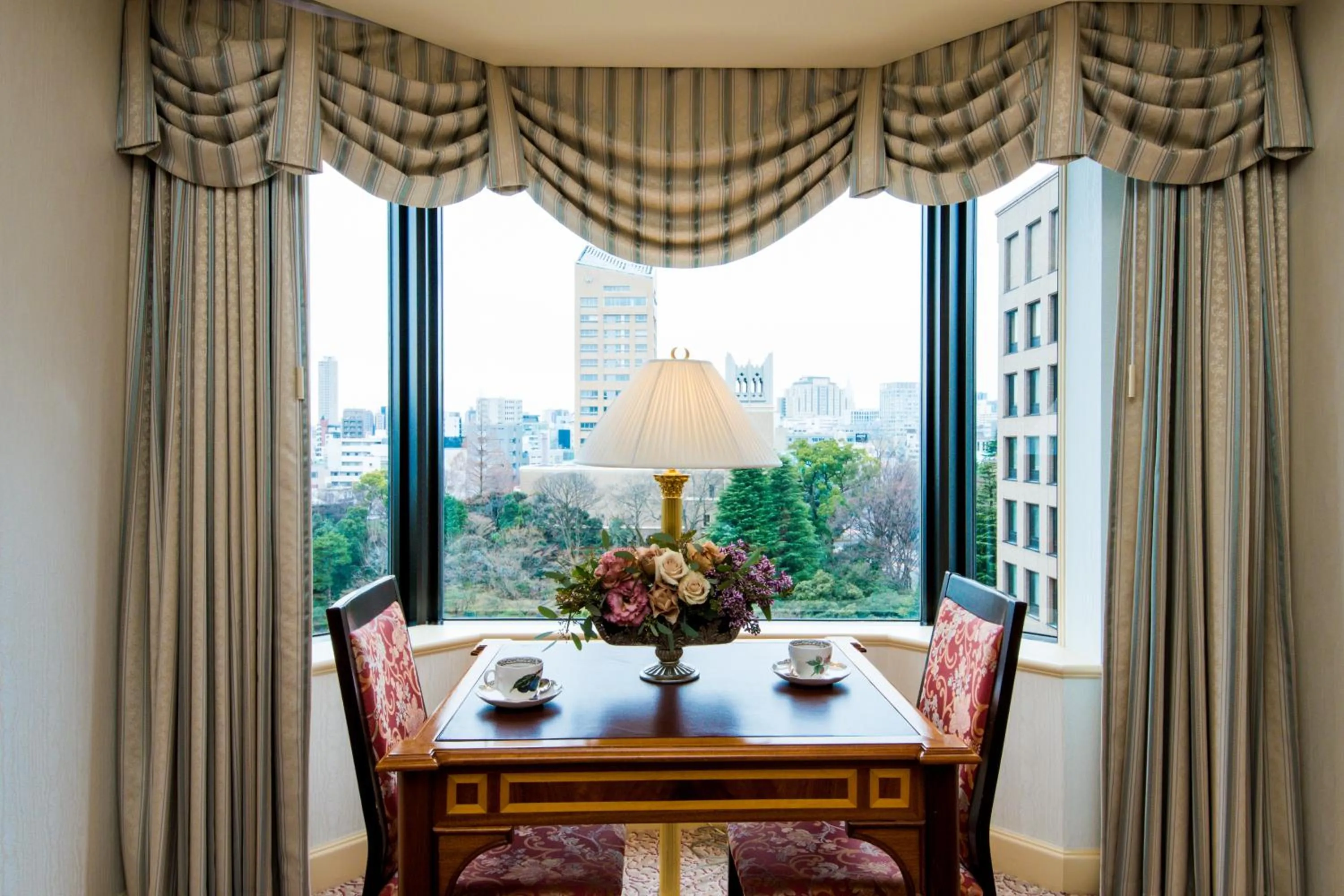 Living room in Rihga Royal Hotel Tokyo