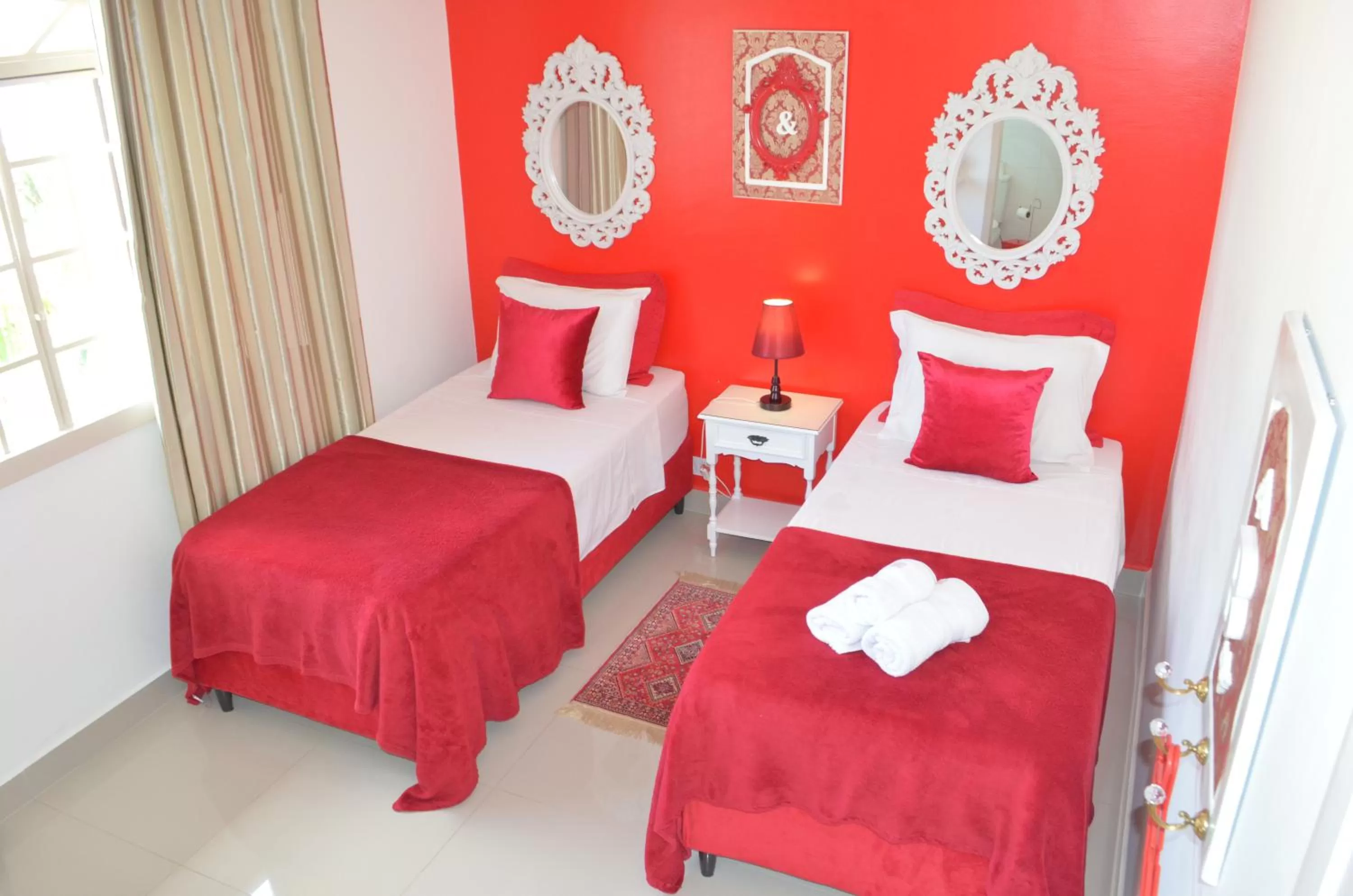 Photo of the whole room, Bed in La Maison Brasiliana B&B