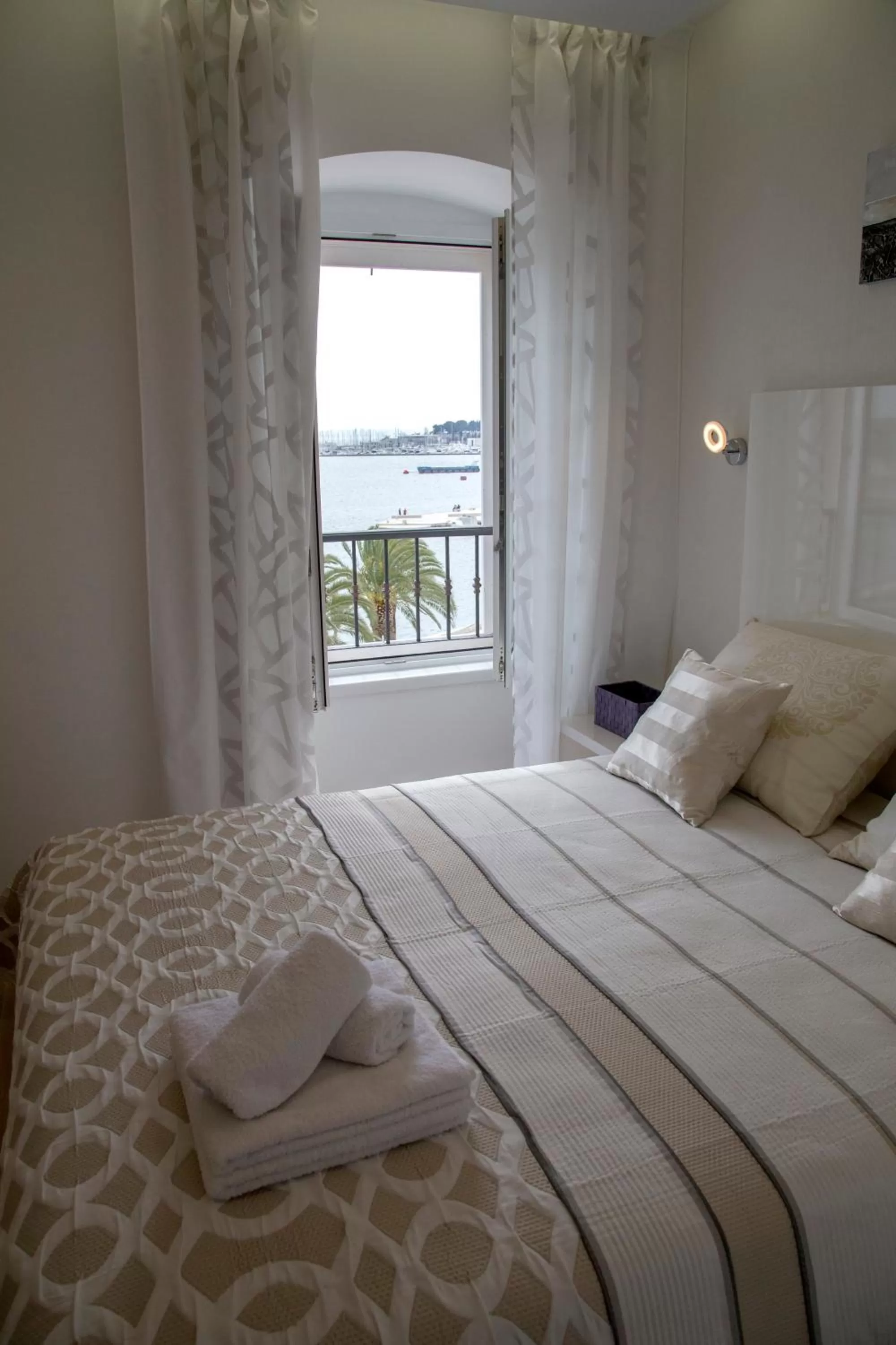 Bed in Luxury rooms Skystar-Split