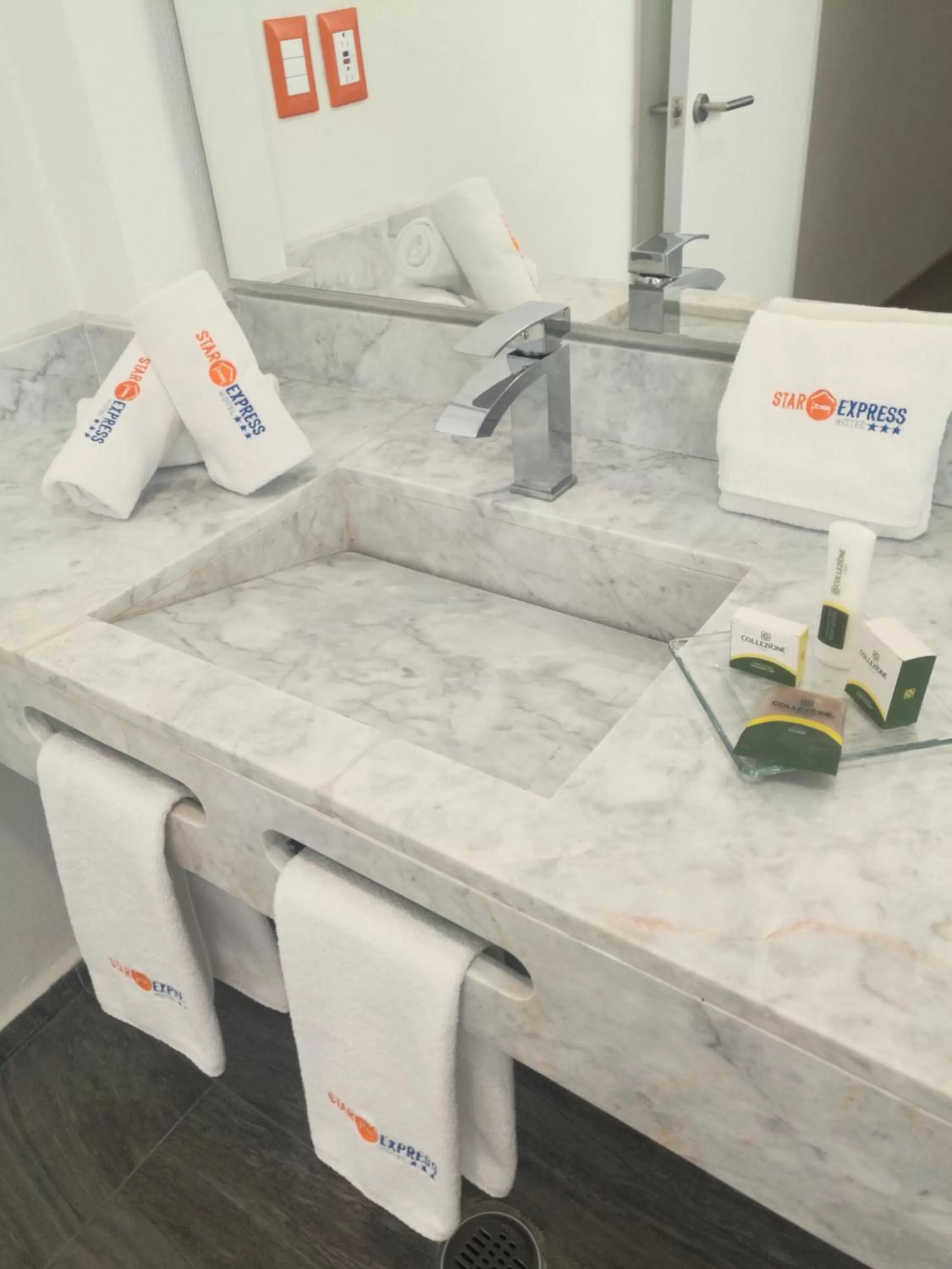 Bathroom in Hotel Star Express Puebla - Central CAPU