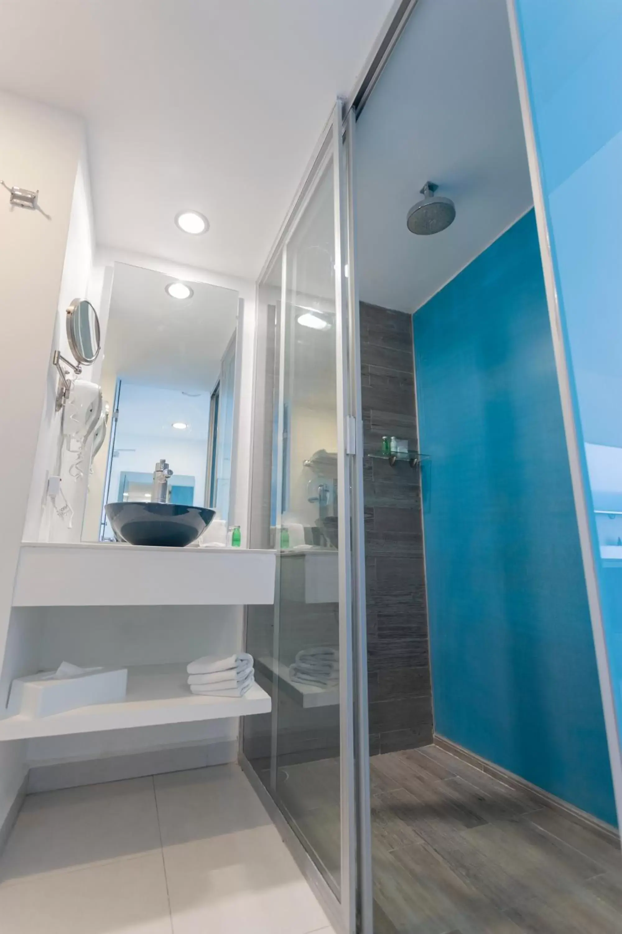 Deluxe Double Room - single occupancy in Mia Reef Isla Mujeres - All Inclusive Resort Deluxe Double Room - single occupancy in Mia Reef Isla Mujeres - All Inclusive Resort