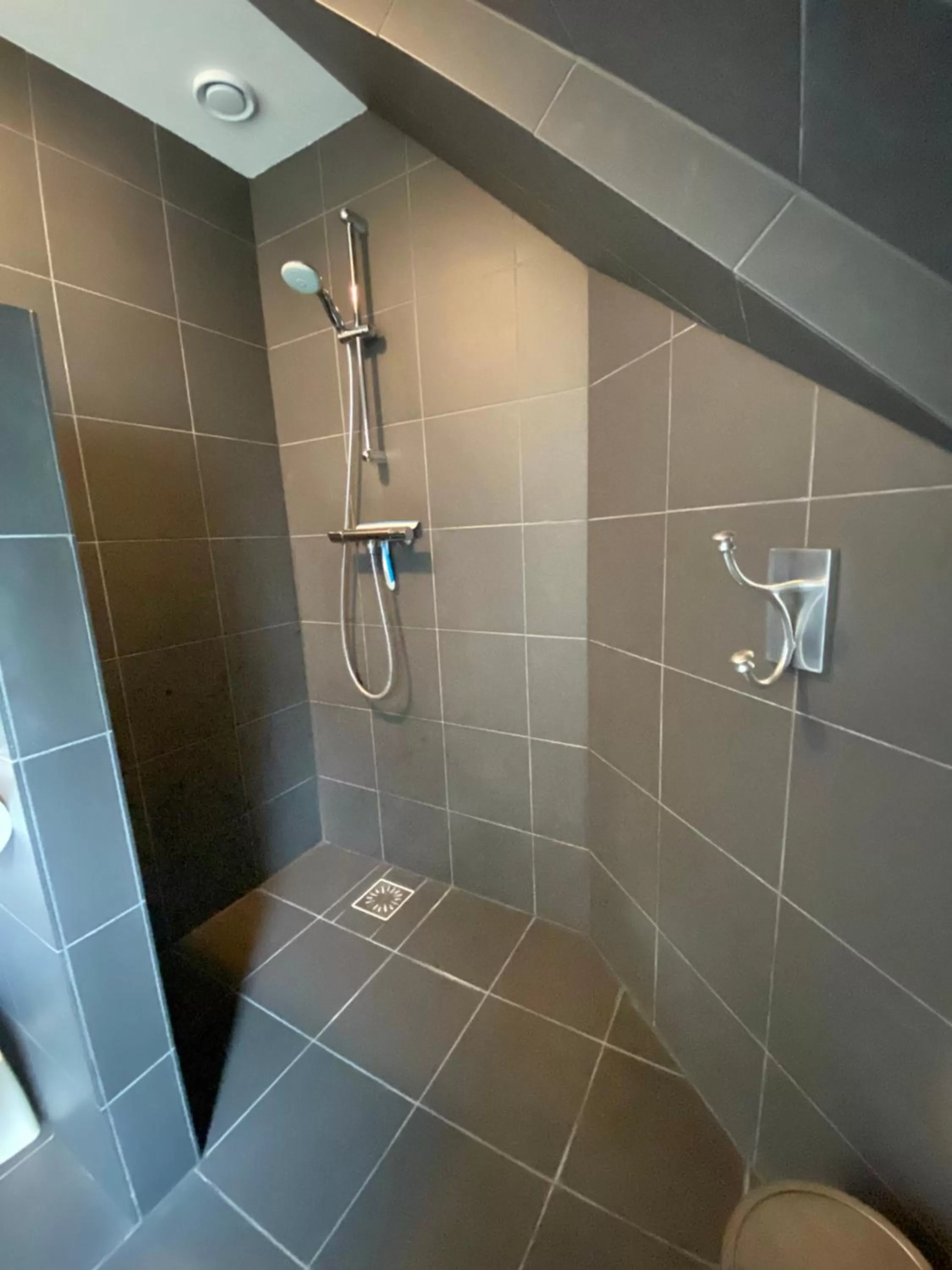 Bathroom in Hotel Buren