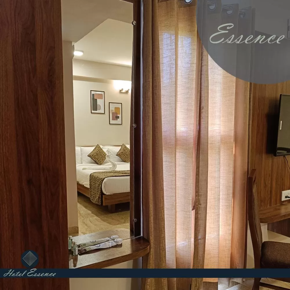 TV and multimedia, Bed in Hotel ESSENCE